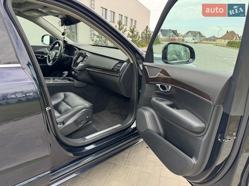 Позашляховик / Кросовер Volvo XC90 2016 в Луцьку