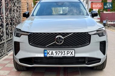 Внедорожник / Кроссовер Volvo XC90 2025 в Киеве
