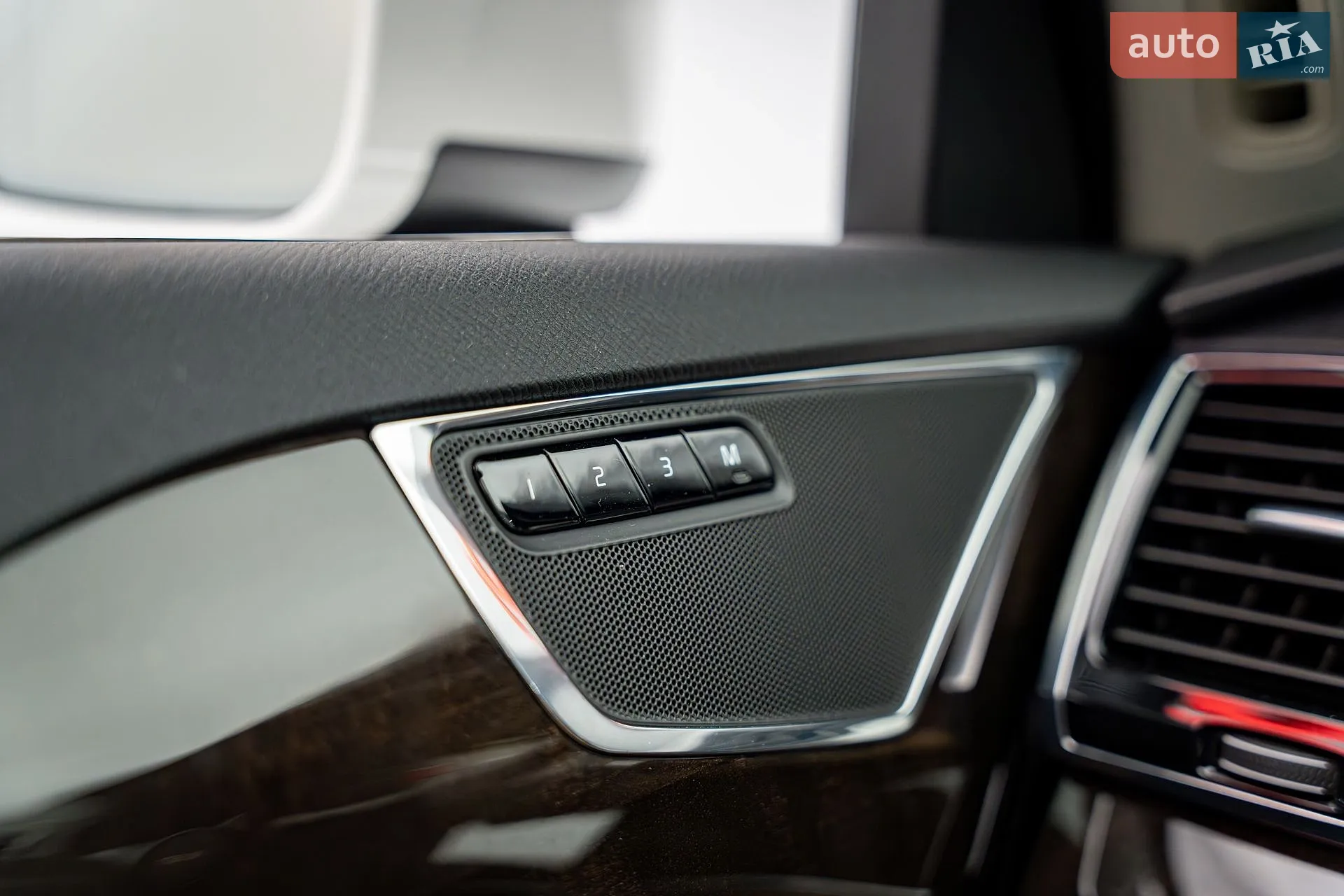2017 Volvo XC90 - мініатюра 15
