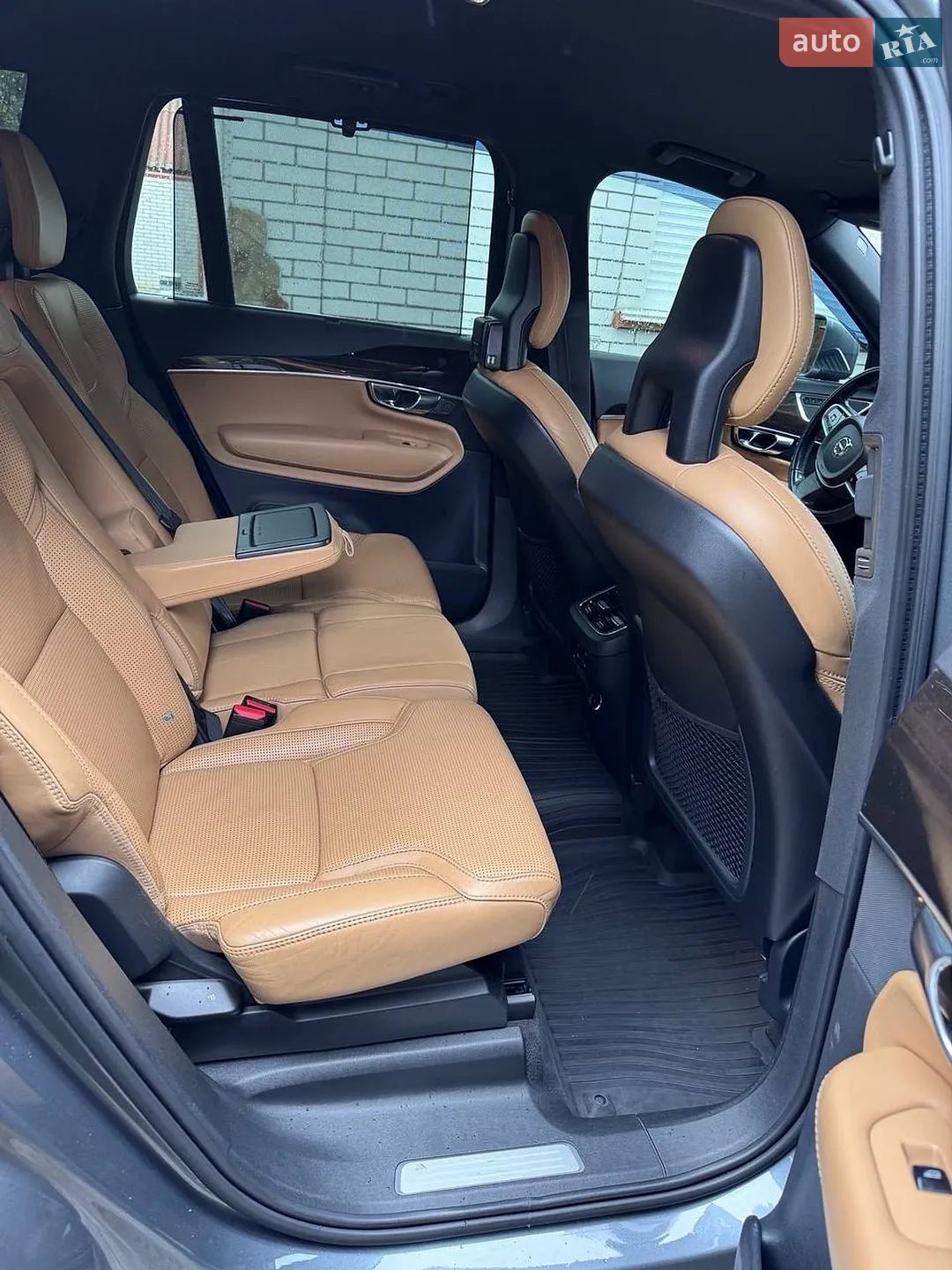 2017 Volvo XC90 - мініатюра 11
