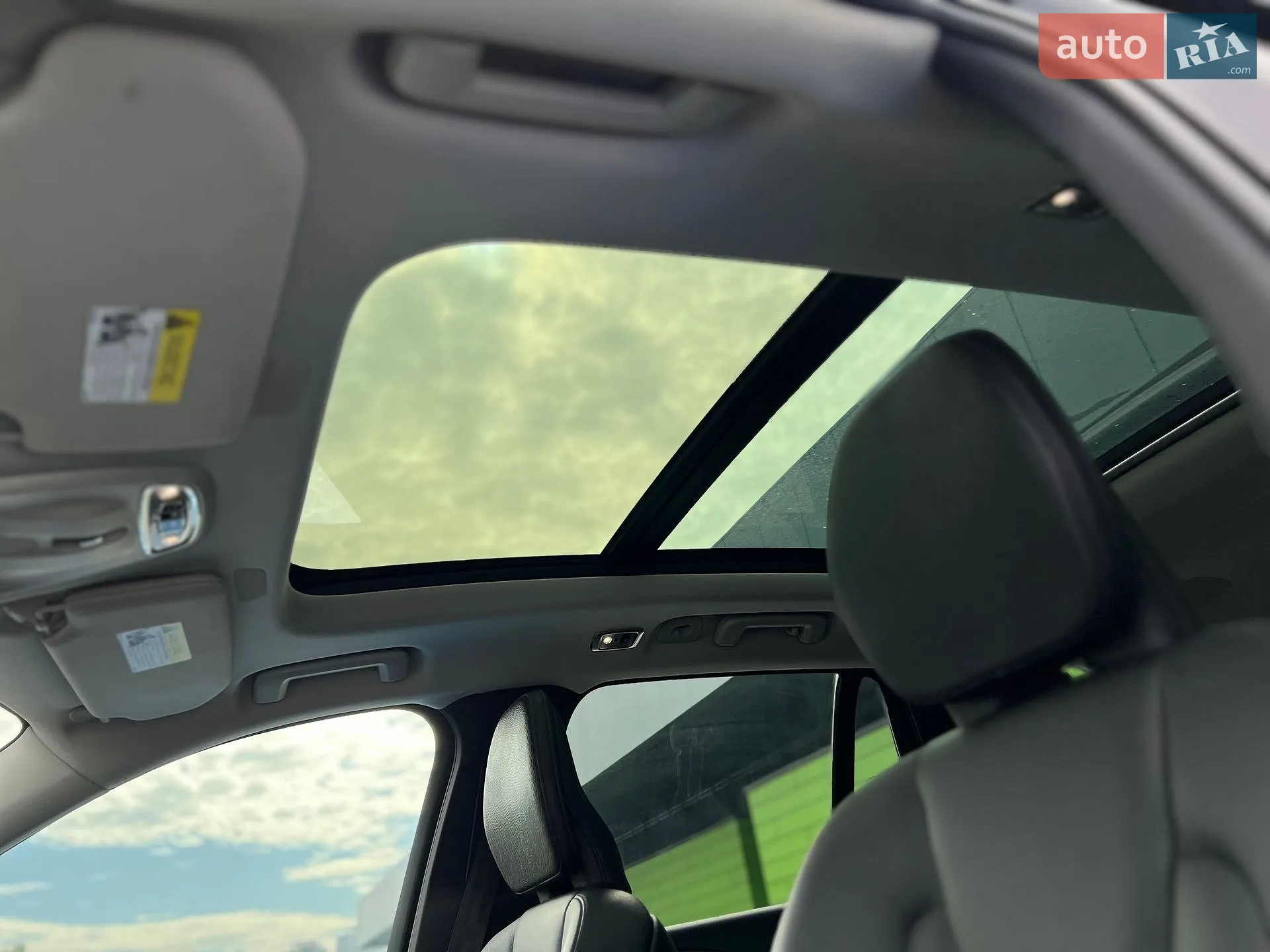 2017 Volvo XC90 - мініатюра 12