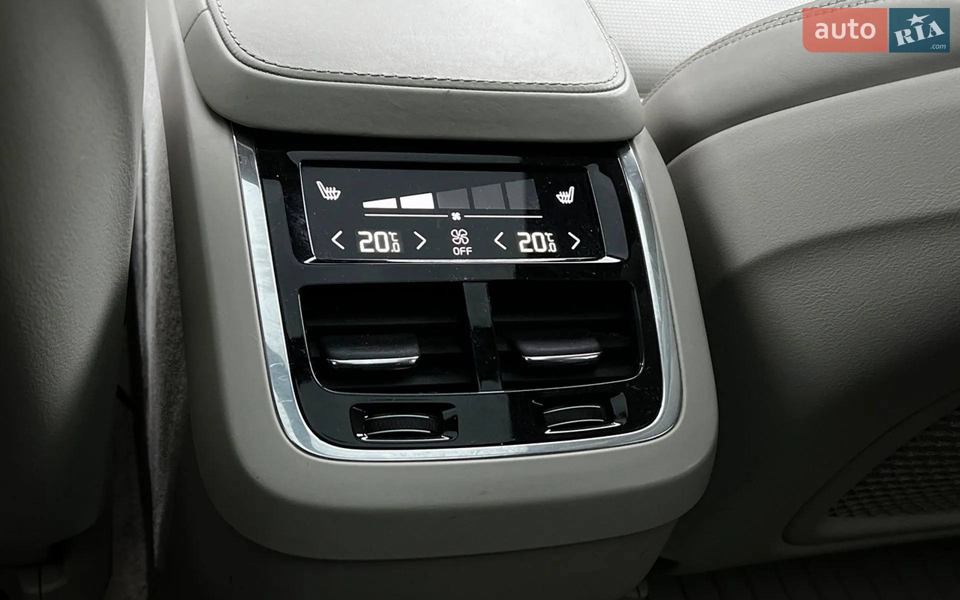 2015 Volvo XC90 - мініатюра 22