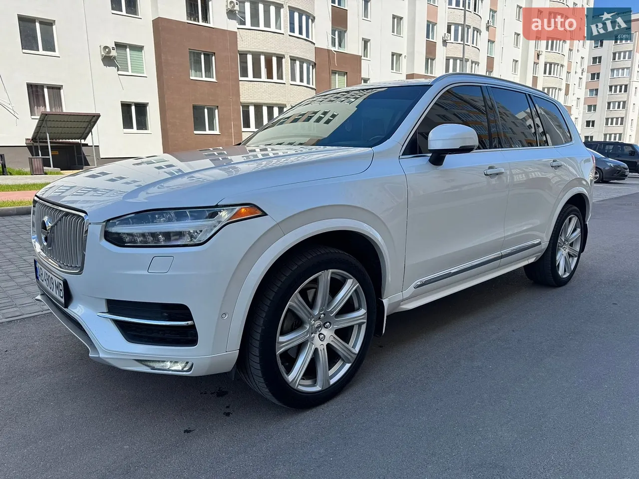 2015 Volvo XC90 - мініатюра 12