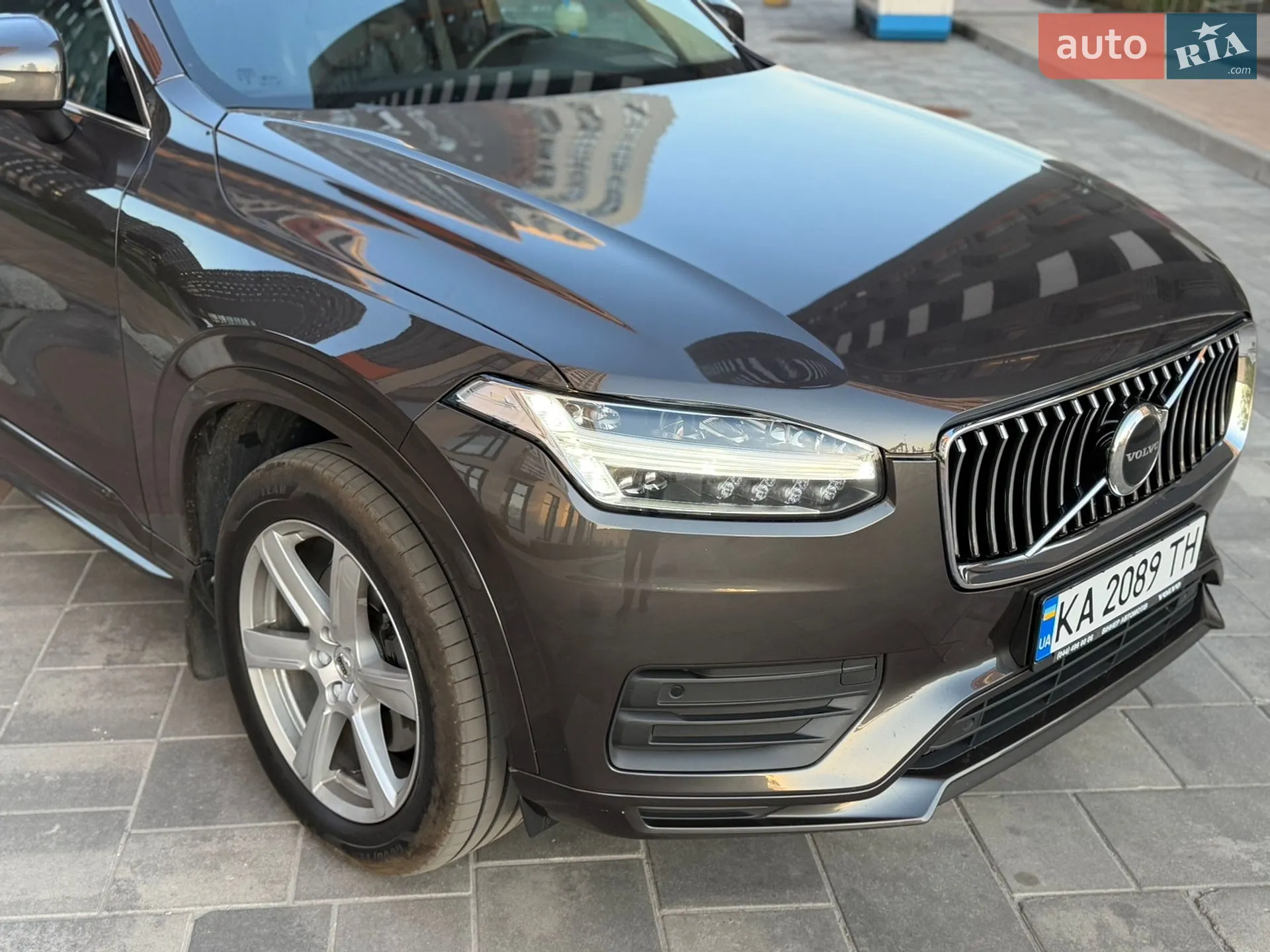 2023 Volvo XC90 - мініатюра 9