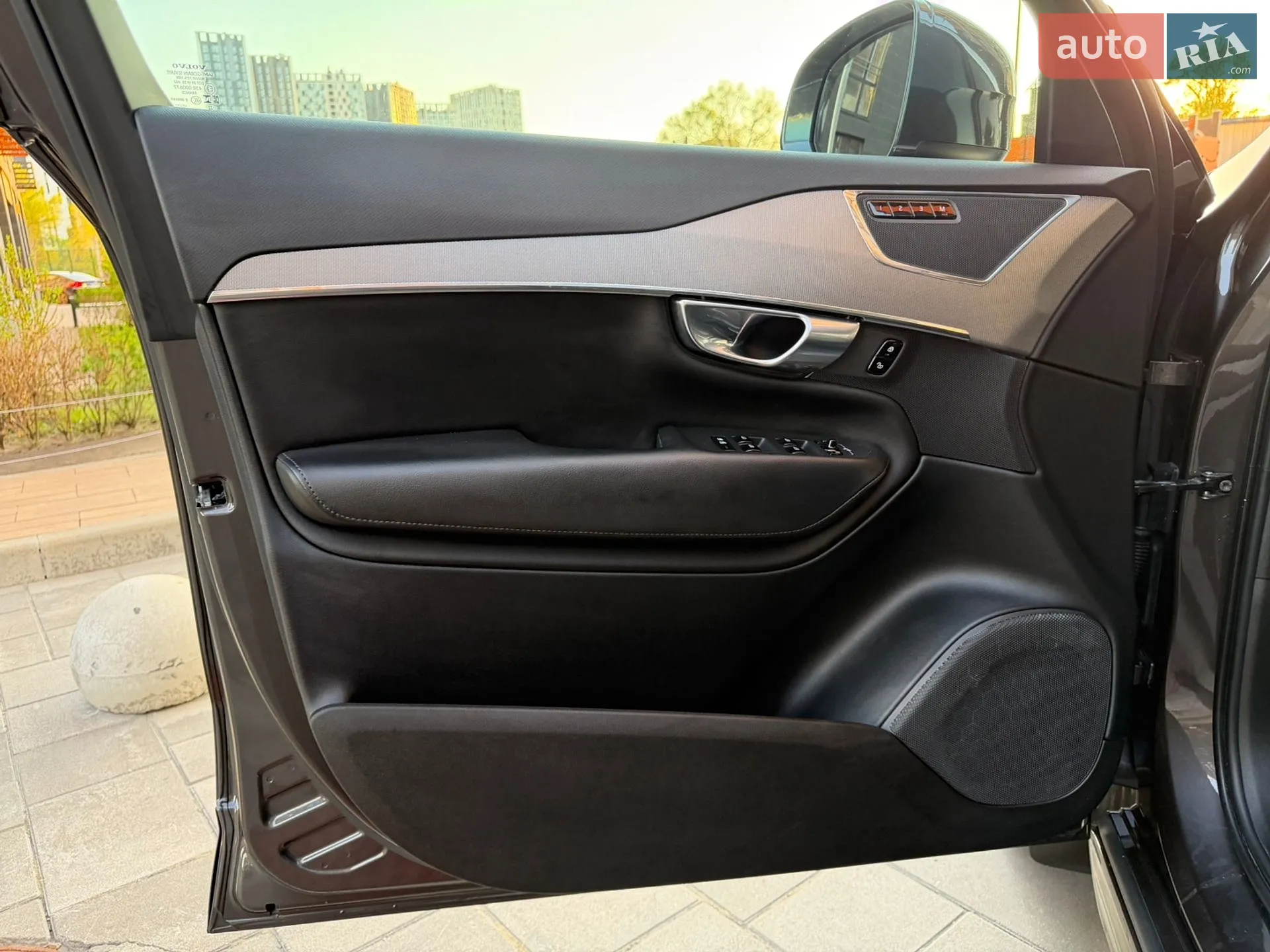 2023 Volvo XC90 - мініатюра 17