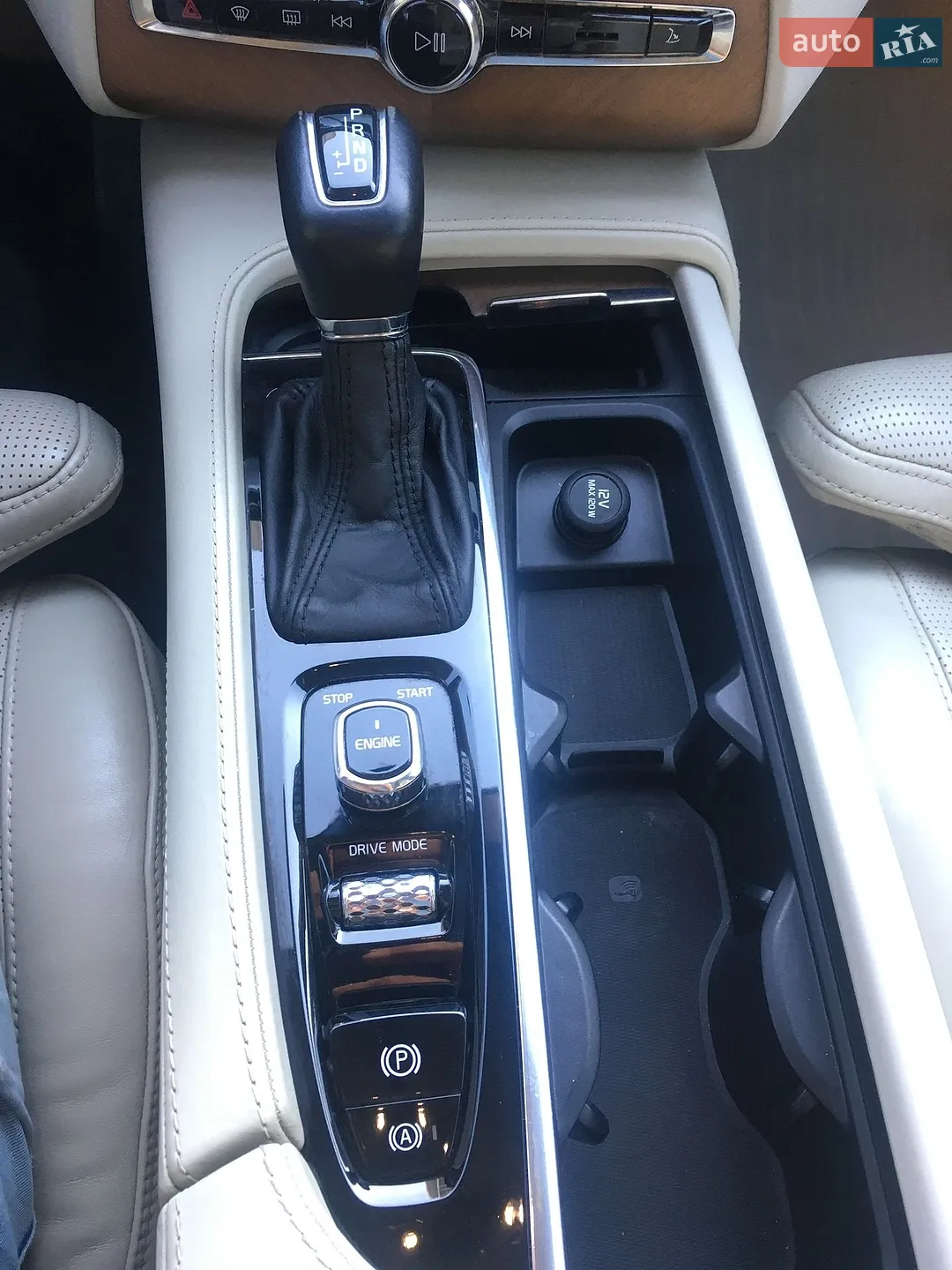 2015 Volvo XC90 - мініатюра 13