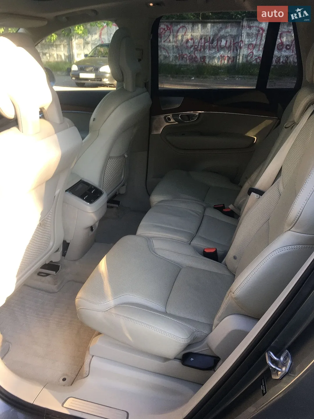 2015 Volvo XC90 - мініатюра 18