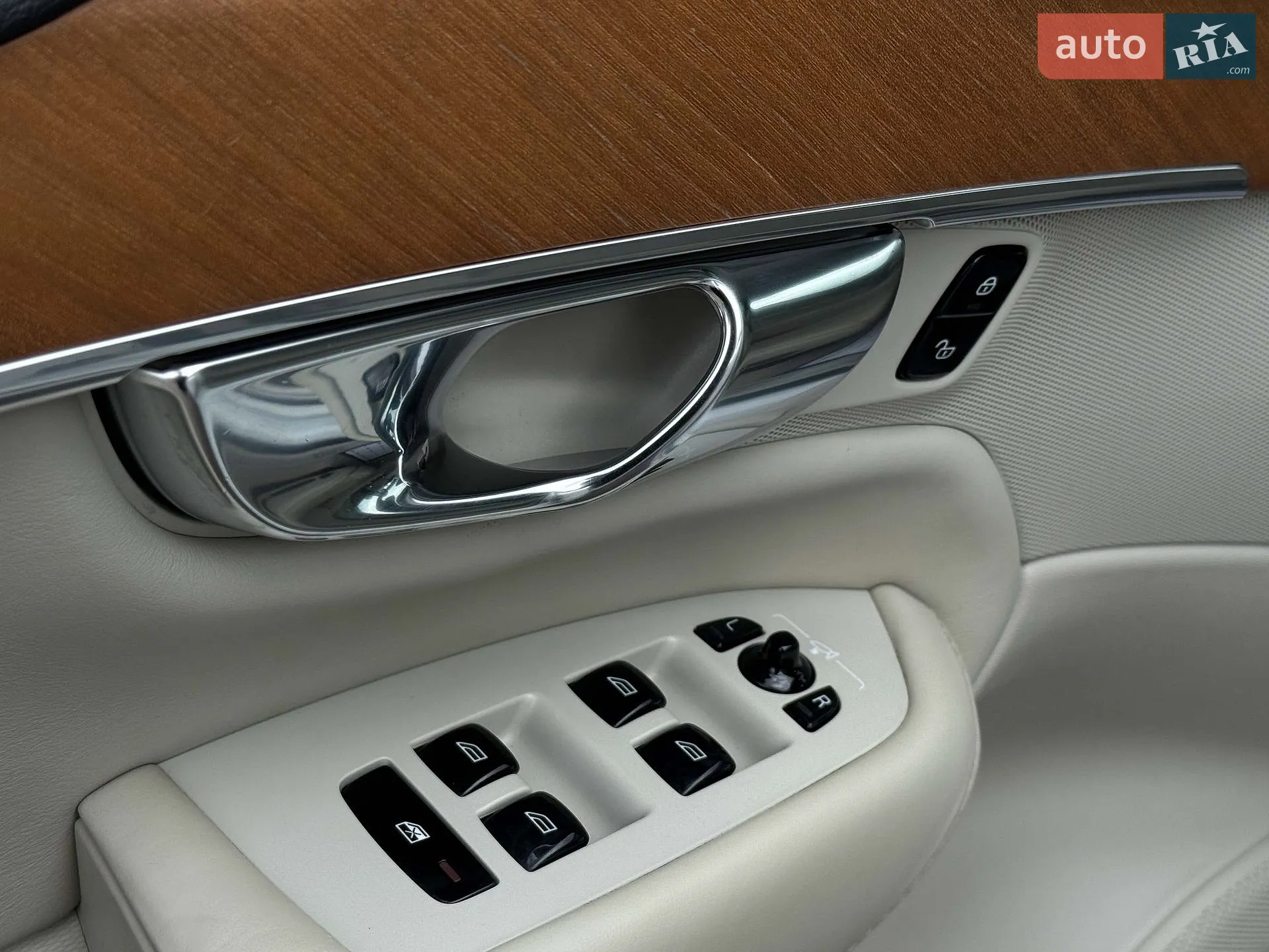 2018 Volvo XC90 - мініатюра 38