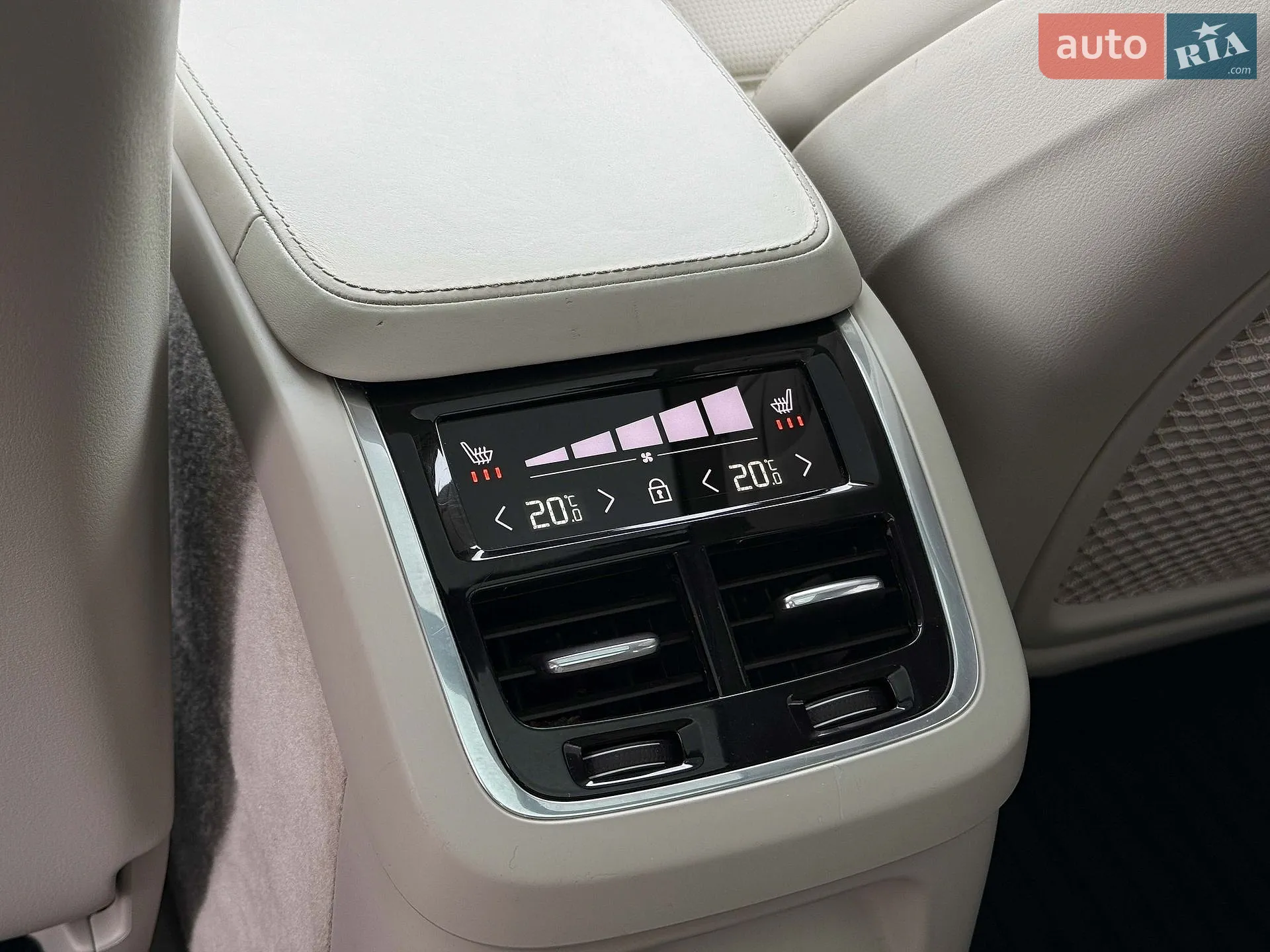 2018 Volvo XC90 - мініатюра 63
