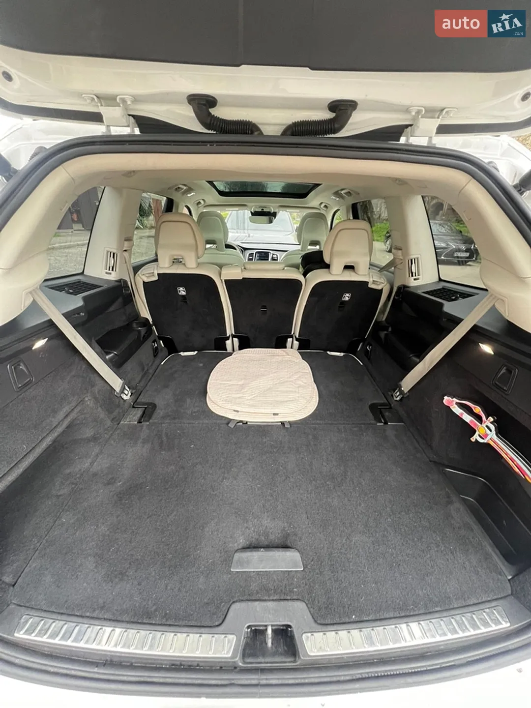 2017 Volvo XC90 - мініатюра 26
