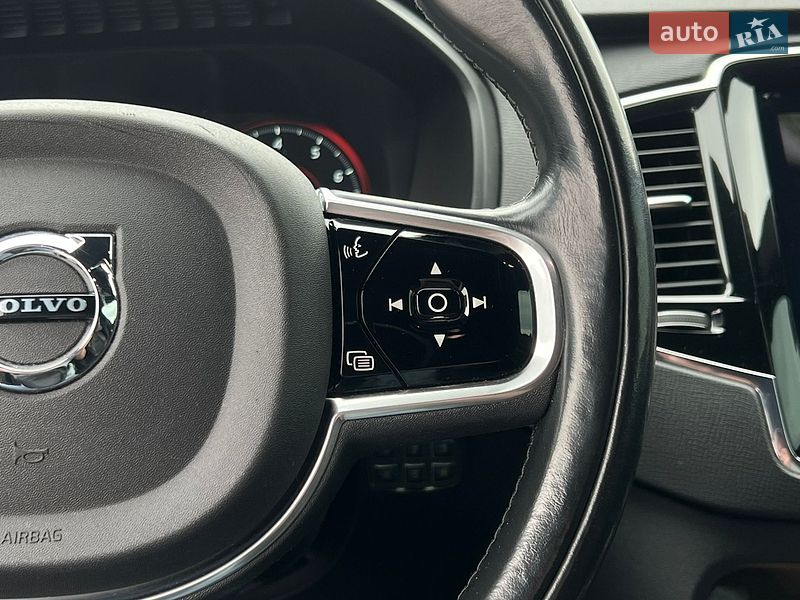 Внедорожник / Кроссовер Volvo XC90 2017 в Киеве
