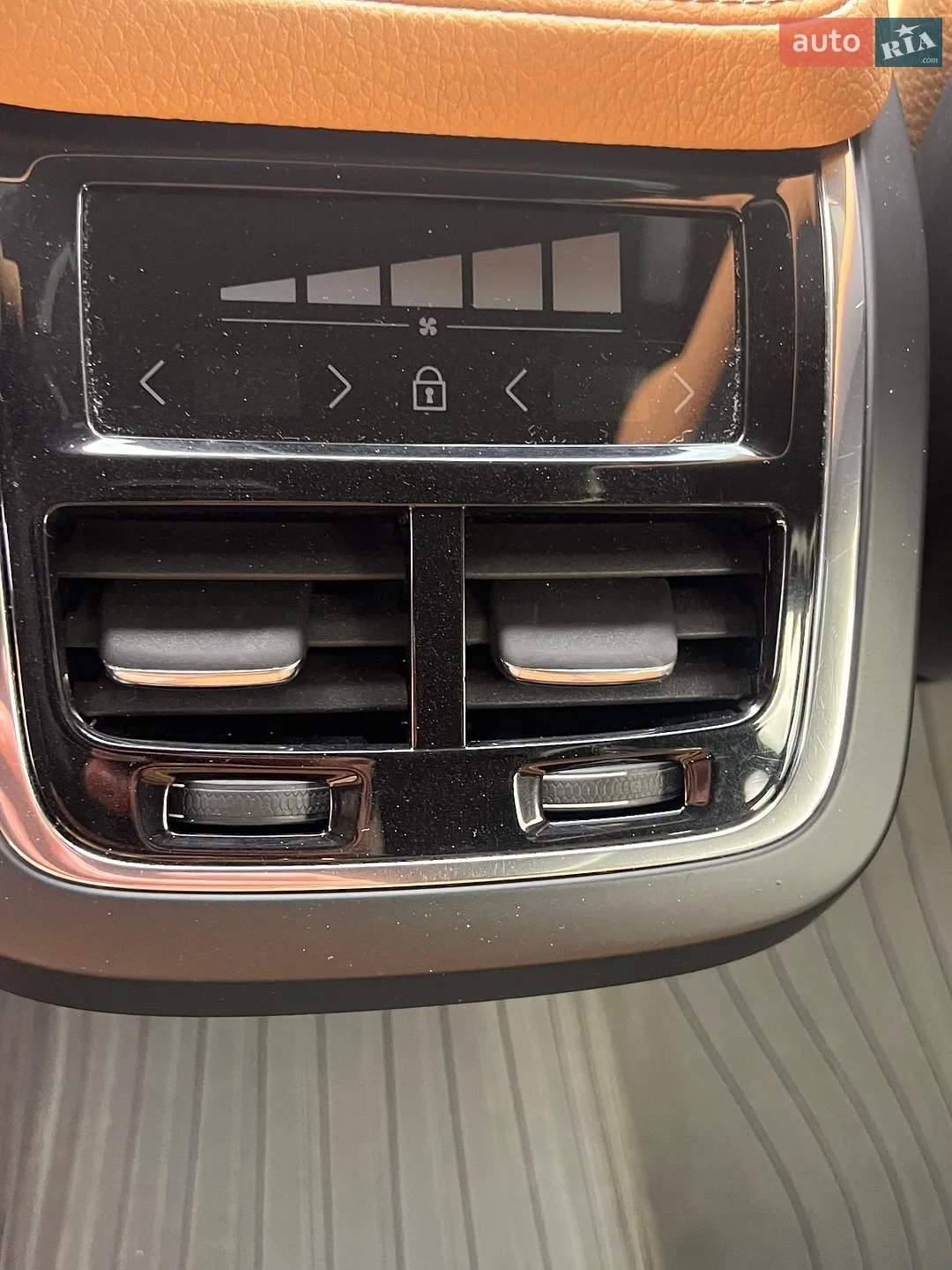 2017 Volvo XC90 - мініатюра 17