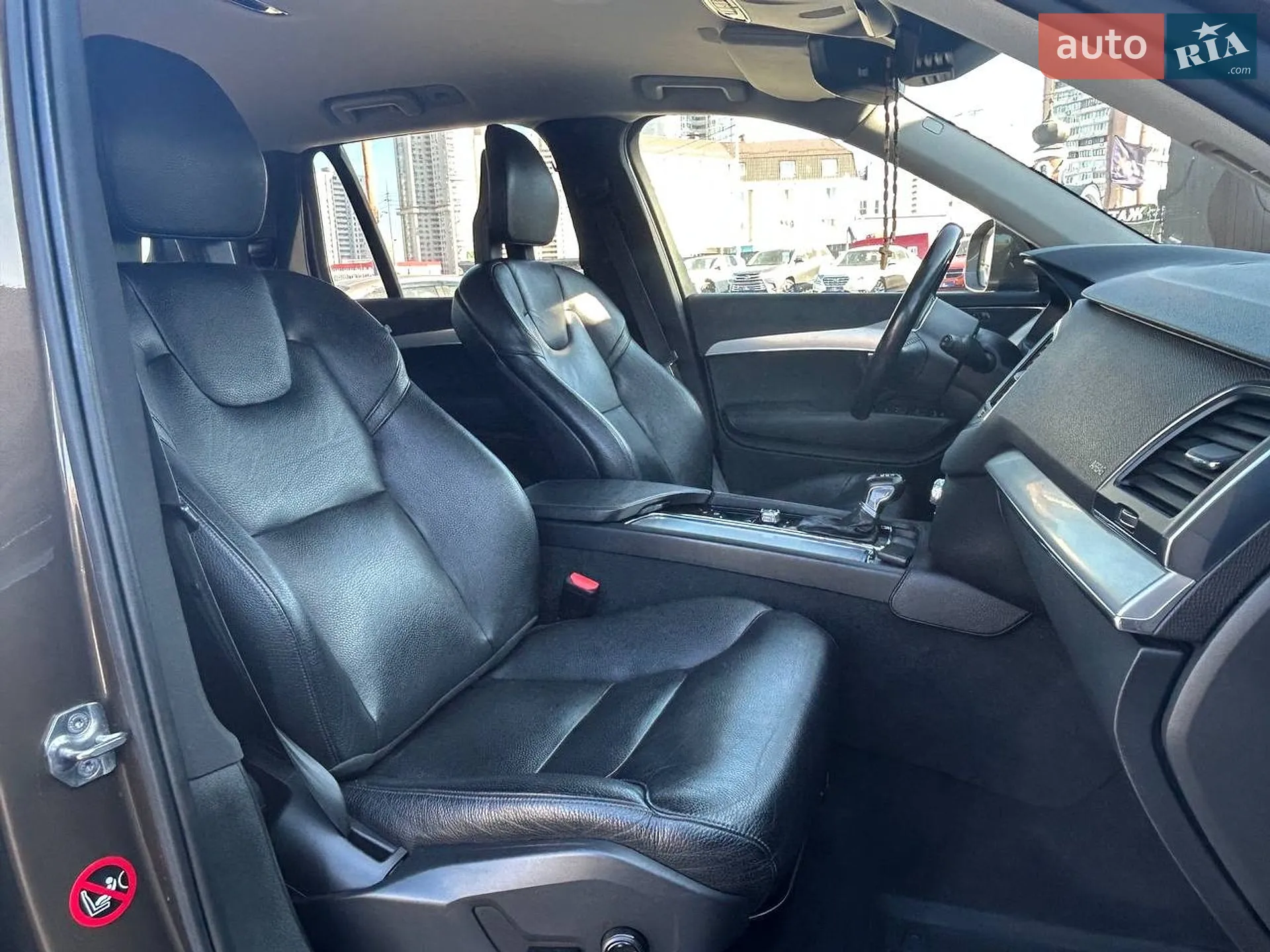 2015 Volvo XC90 - мініатюра 12