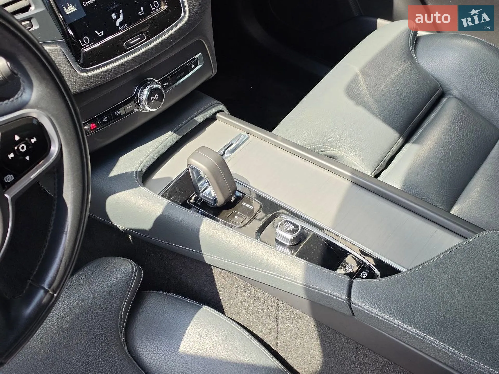 2021 Volvo XC90 - мініатюра 18