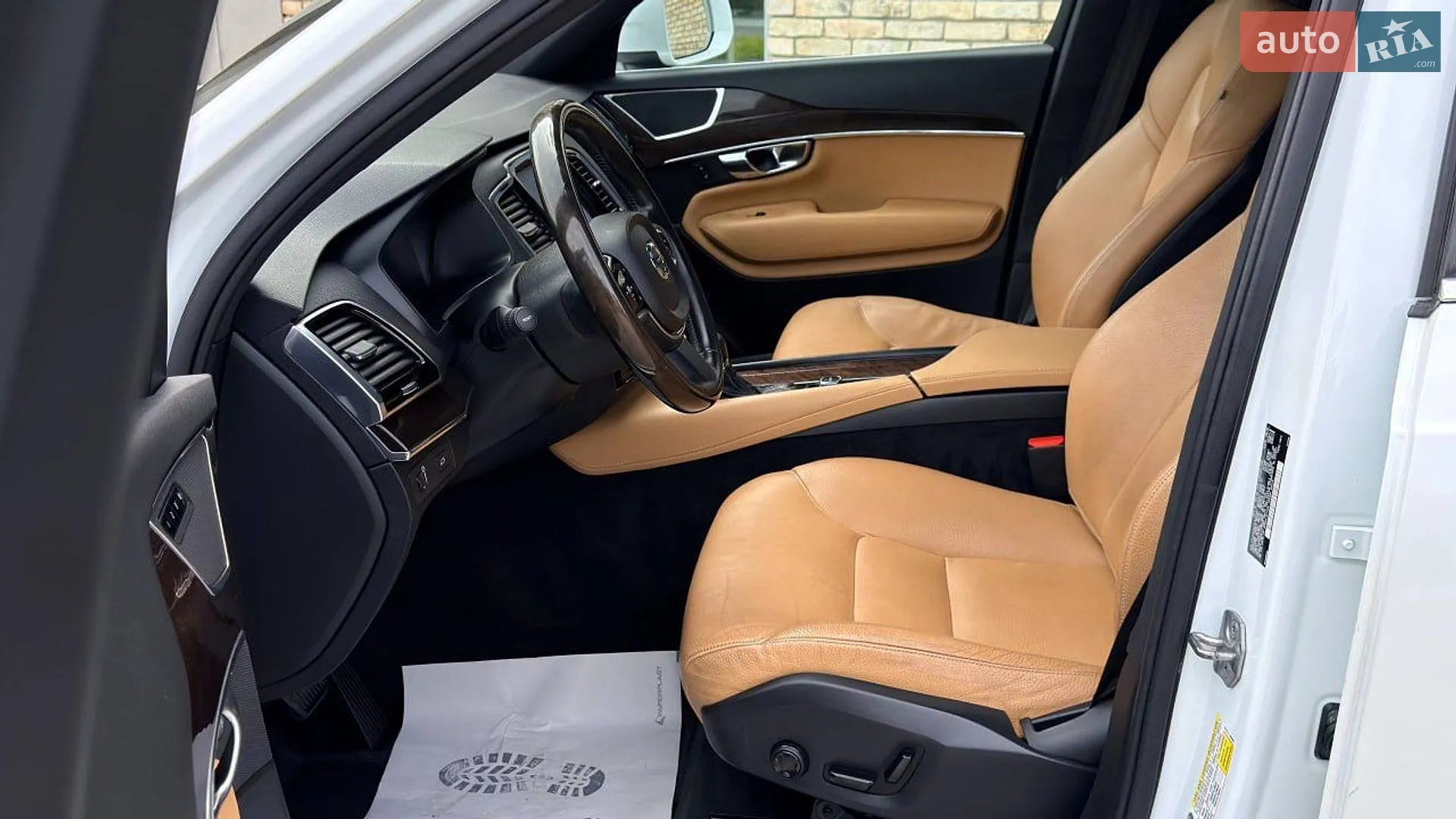 2016 Volvo XC90 - мініатюра 11