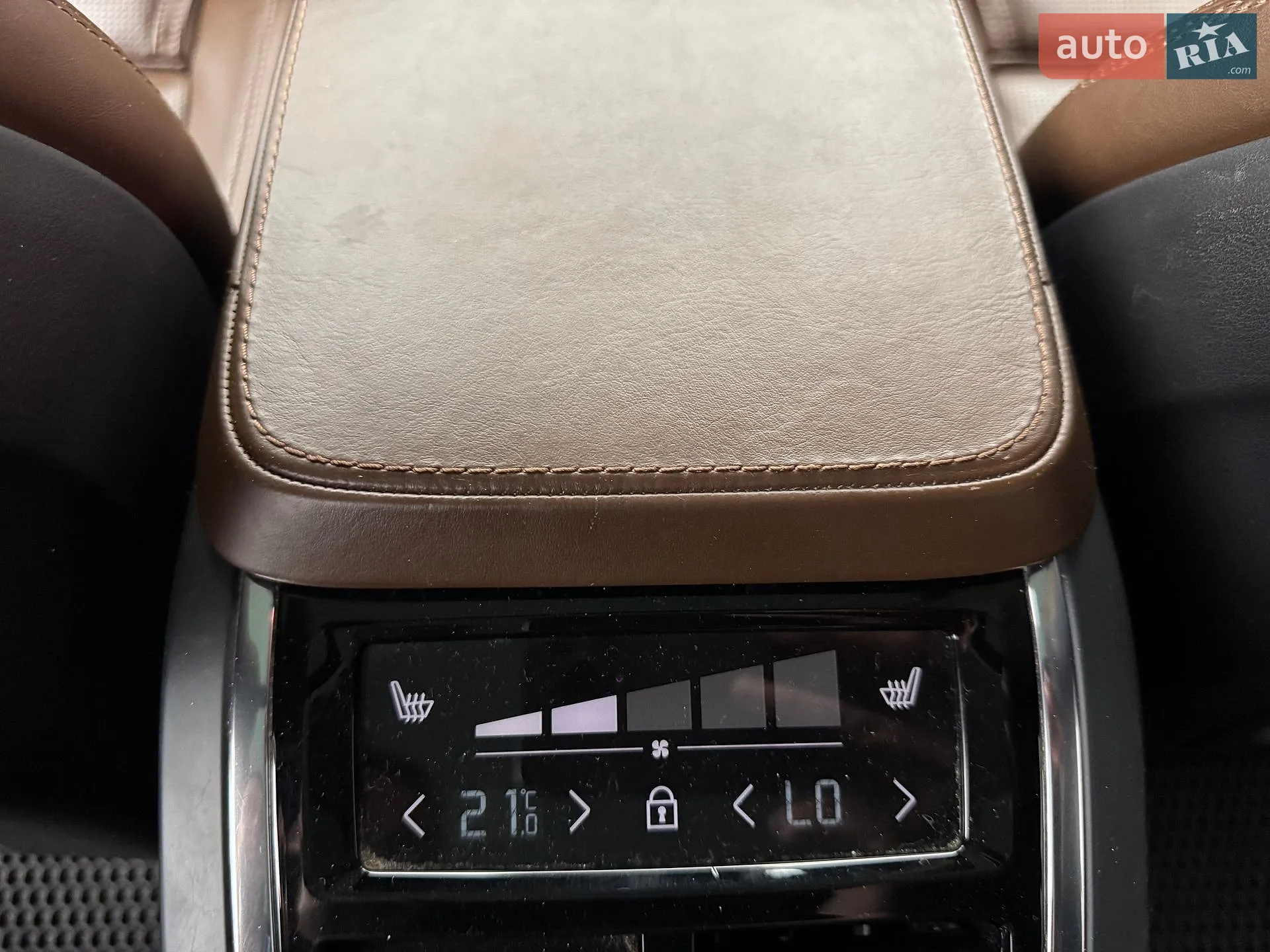 2020 Volvo XC90 - мініатюра 16