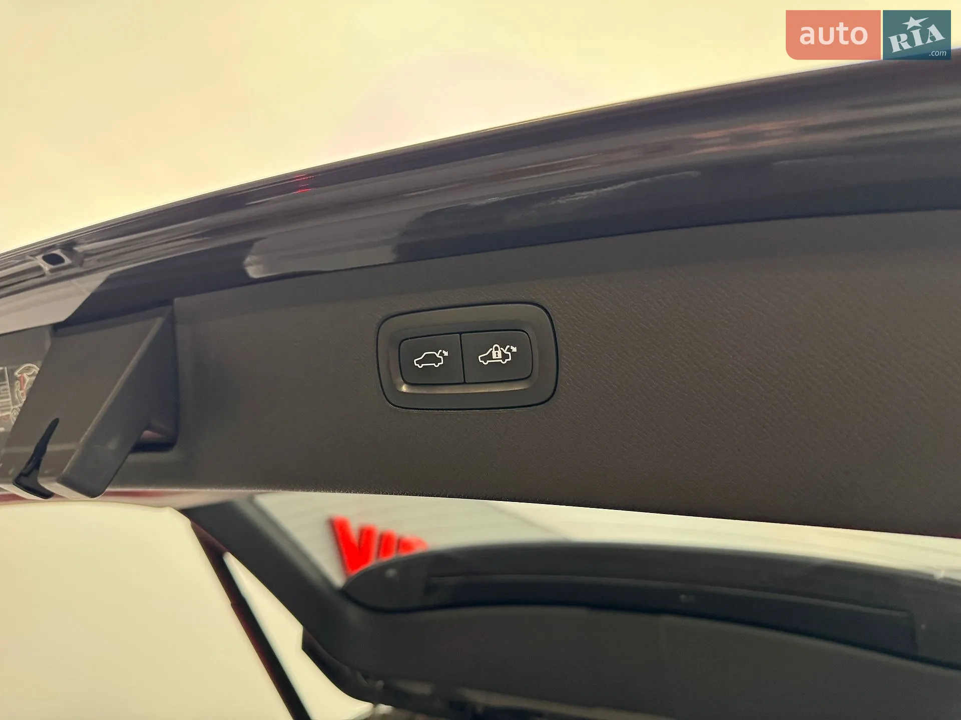 2020 Volvo XC90 - мініатюра 8