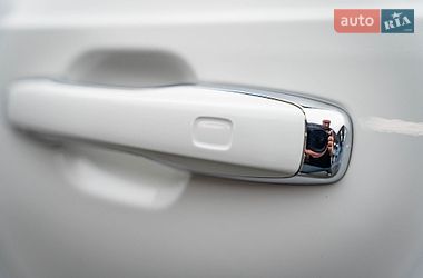Внедорожник / Кроссовер Volvo XC90 2019 в Киеве