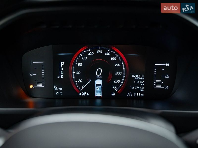 Внедорожник / Кроссовер Volvo XC90 2019 в Киеве