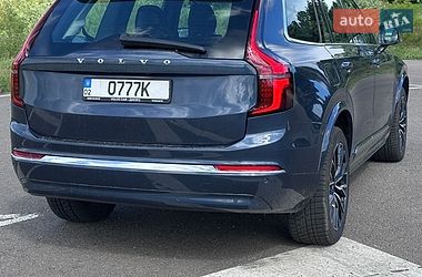 Внедорожник / Кроссовер Volvo XC90 2025 в Киеве
