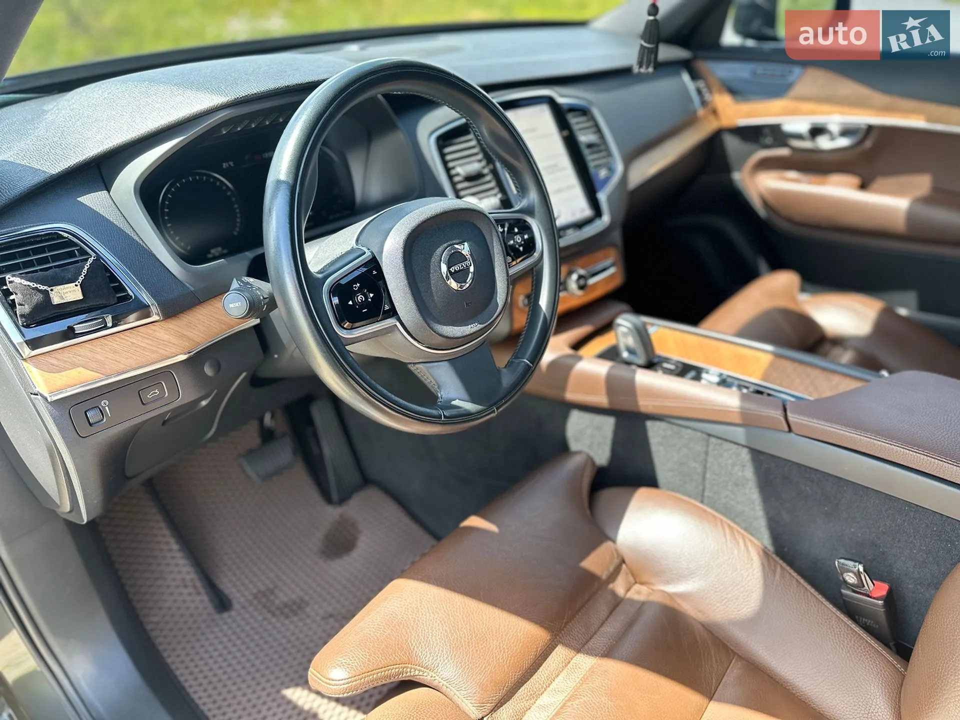 2021 Volvo XC90 - мініатюра 13