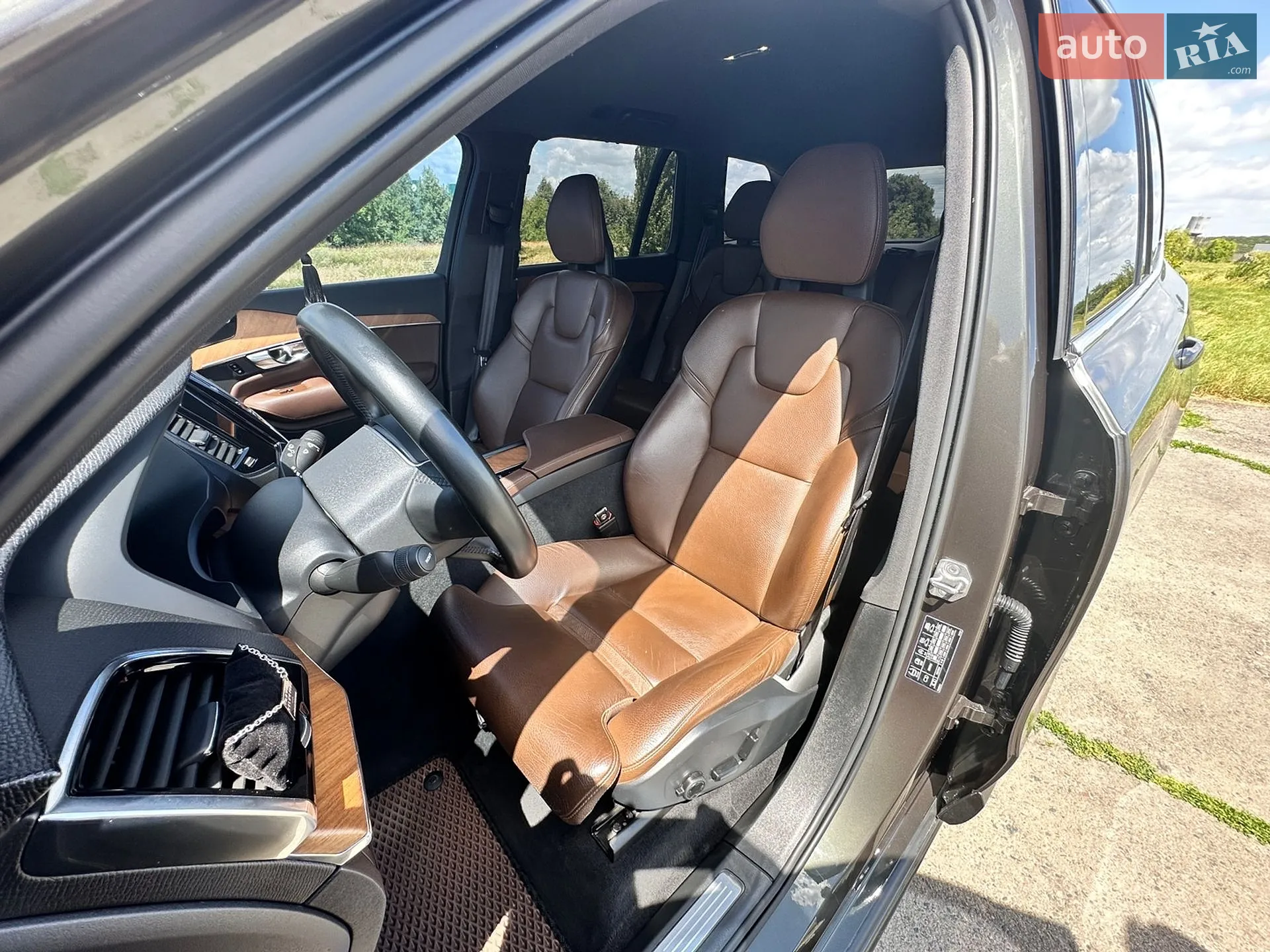 2021 Volvo XC90 - мініатюра 26