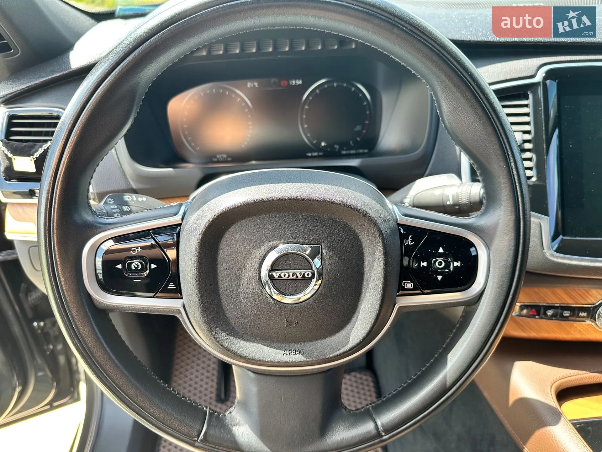 2021 Volvo XC90 - мініатюра 28