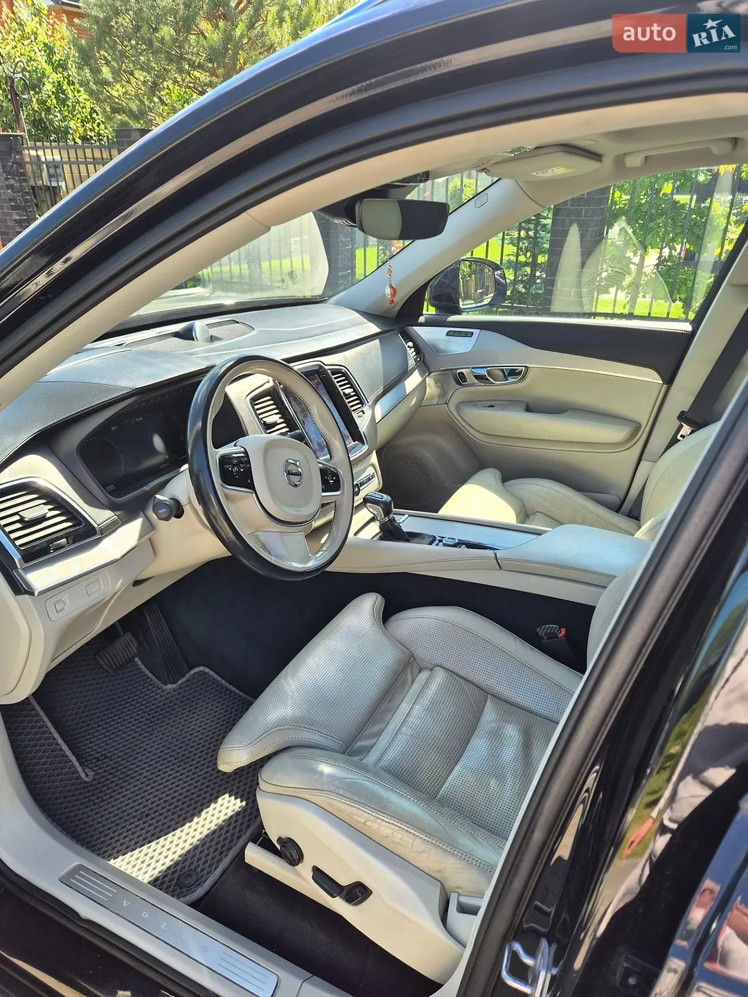2015 Volvo XC90 - мініатюра 9