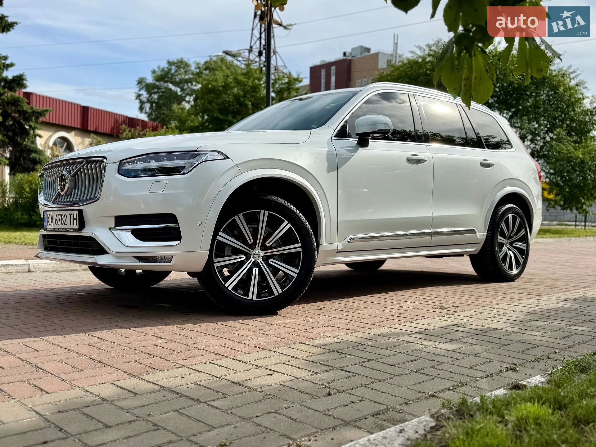 2023 Volvo XC90 - мініатюра 13