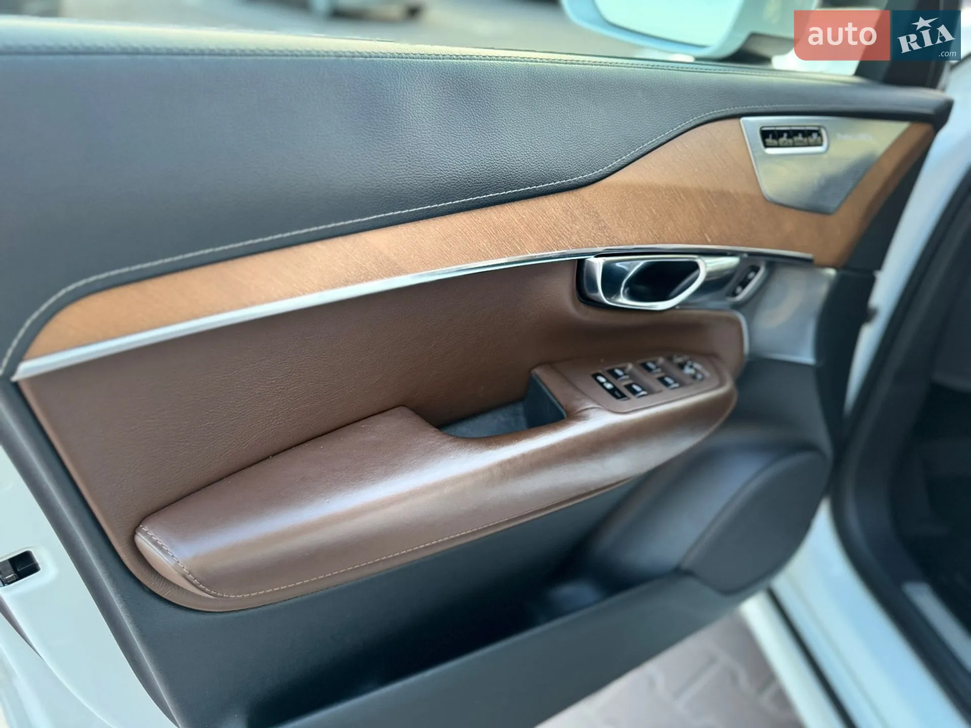 2017 Volvo XC90 - мініатюра 28