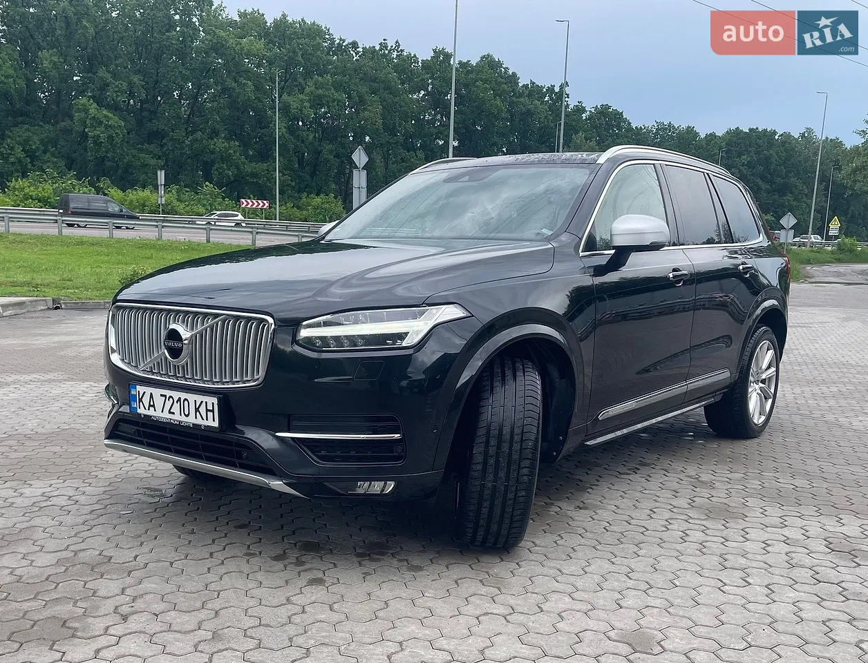 2017 Volvo XC90 - мініатюра 13