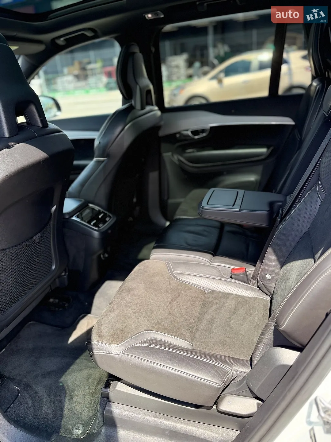 2017 Volvo XC90 - мініатюра 13