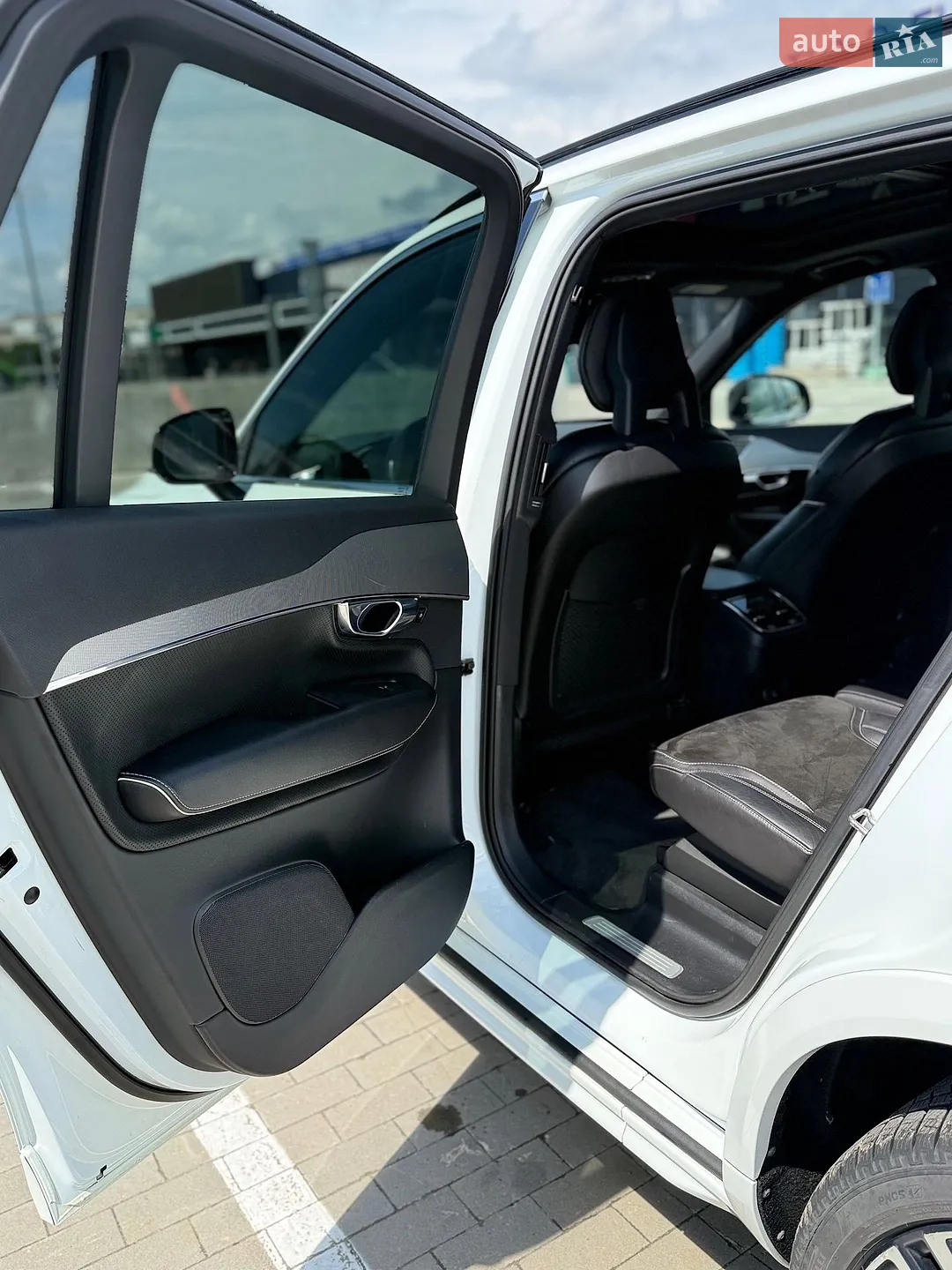 2017 Volvo XC90 - мініатюра 14