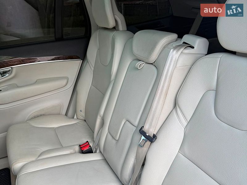 Внедорожник / Кроссовер Volvo XC90 2015 в Ивано-Франковске