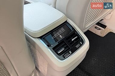 Внедорожник / Кроссовер Volvo XC90 2015 в Ивано-Франковске