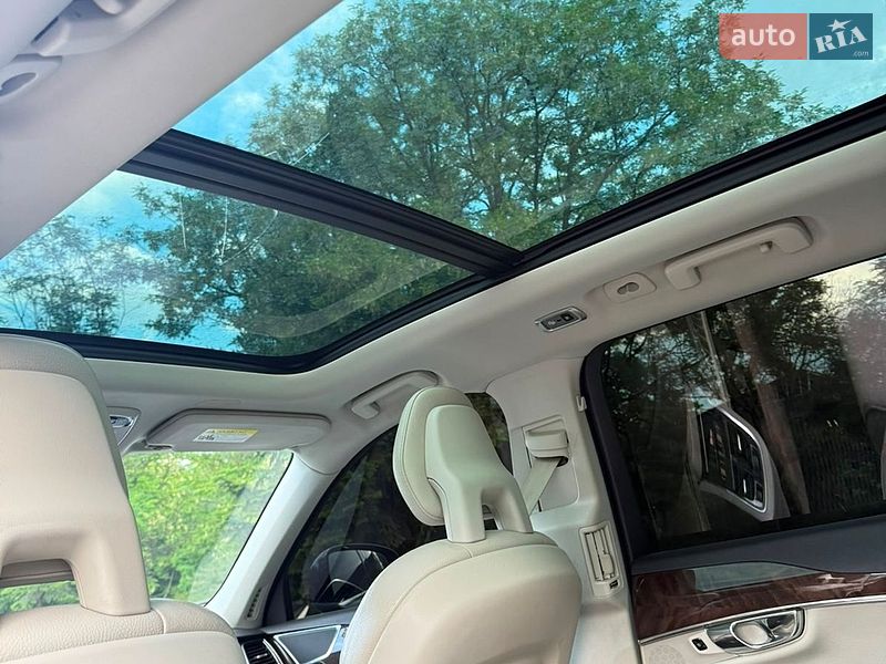 Внедорожник / Кроссовер Volvo XC90 2015 в Ивано-Франковске