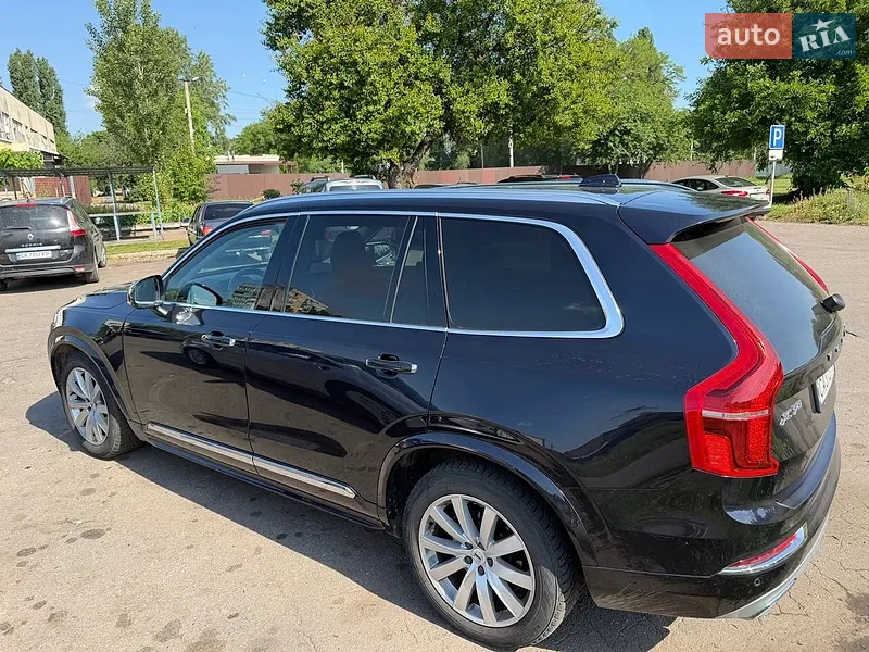 Volvo XC90 2018 VIN YV1LC68UCK1461433 фото оголошення 4 з 42