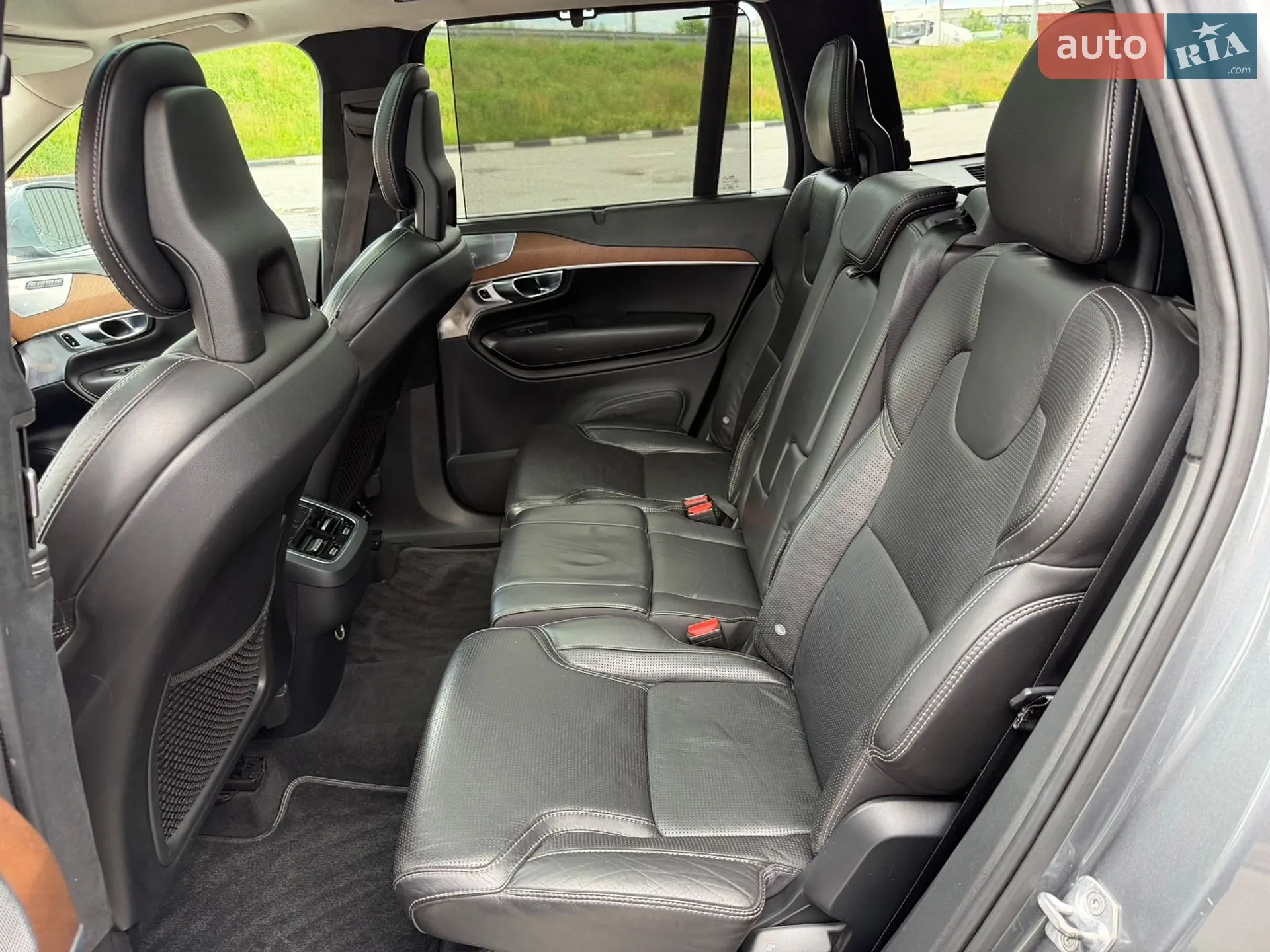Volvo XC90 2016 VIN YV4A22PL8H1150208 фото оголошення 14 з 47
