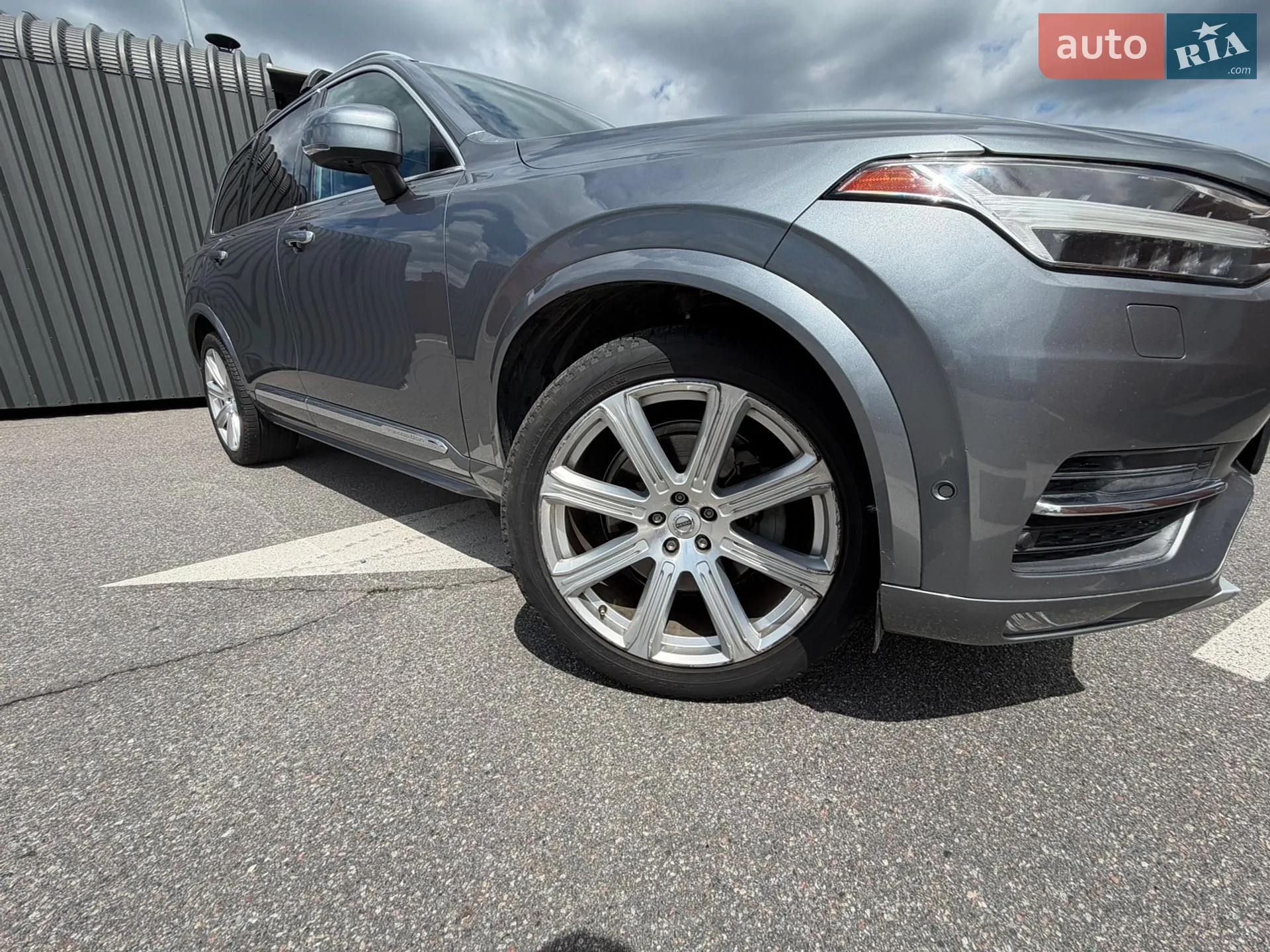 Volvo XC90 2016 VIN YV4A22PL8H1150208 фото оголошення 4 з 47