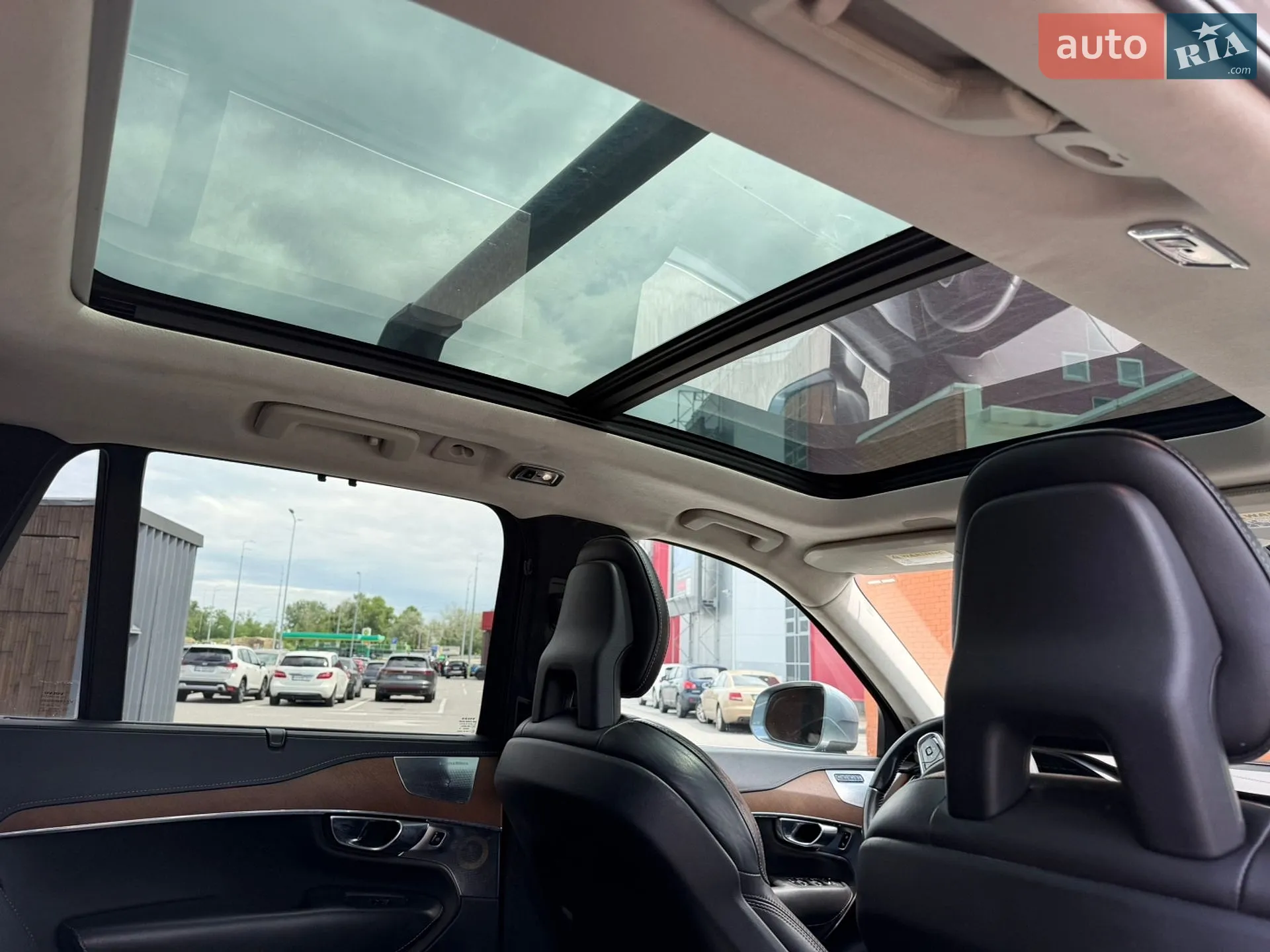 Volvo XC90 2016 VIN YV4A22PL8H1150208 фото оголошення 35 з 47