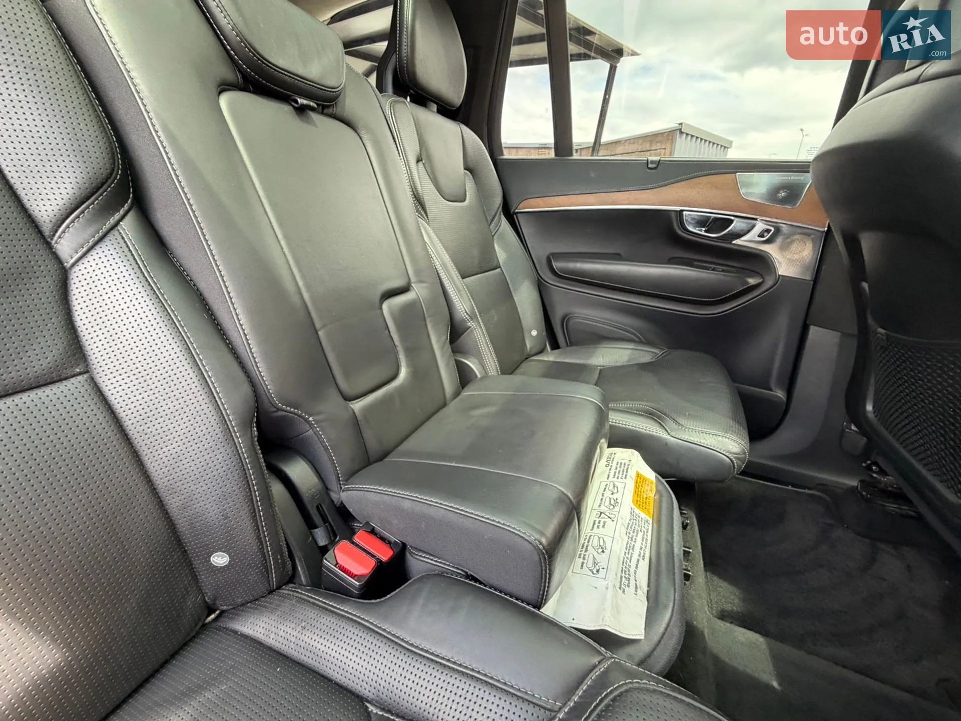 Volvo XC90 2016 VIN YV4A22PL8H1150208 фото оголошення 34 з 47