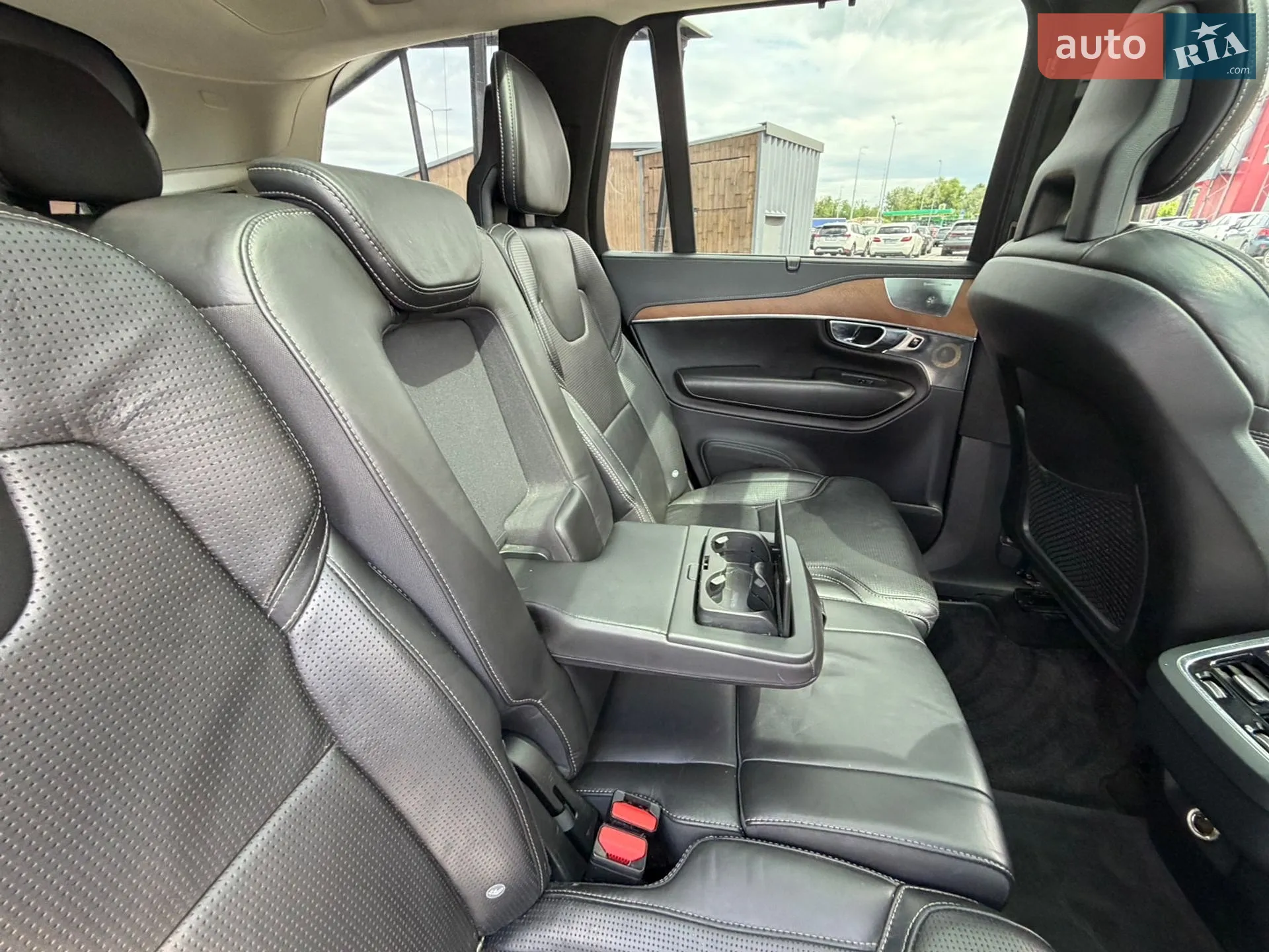 Volvo XC90 2016 VIN YV4A22PL8H1150208 фото оголошення 37 з 47