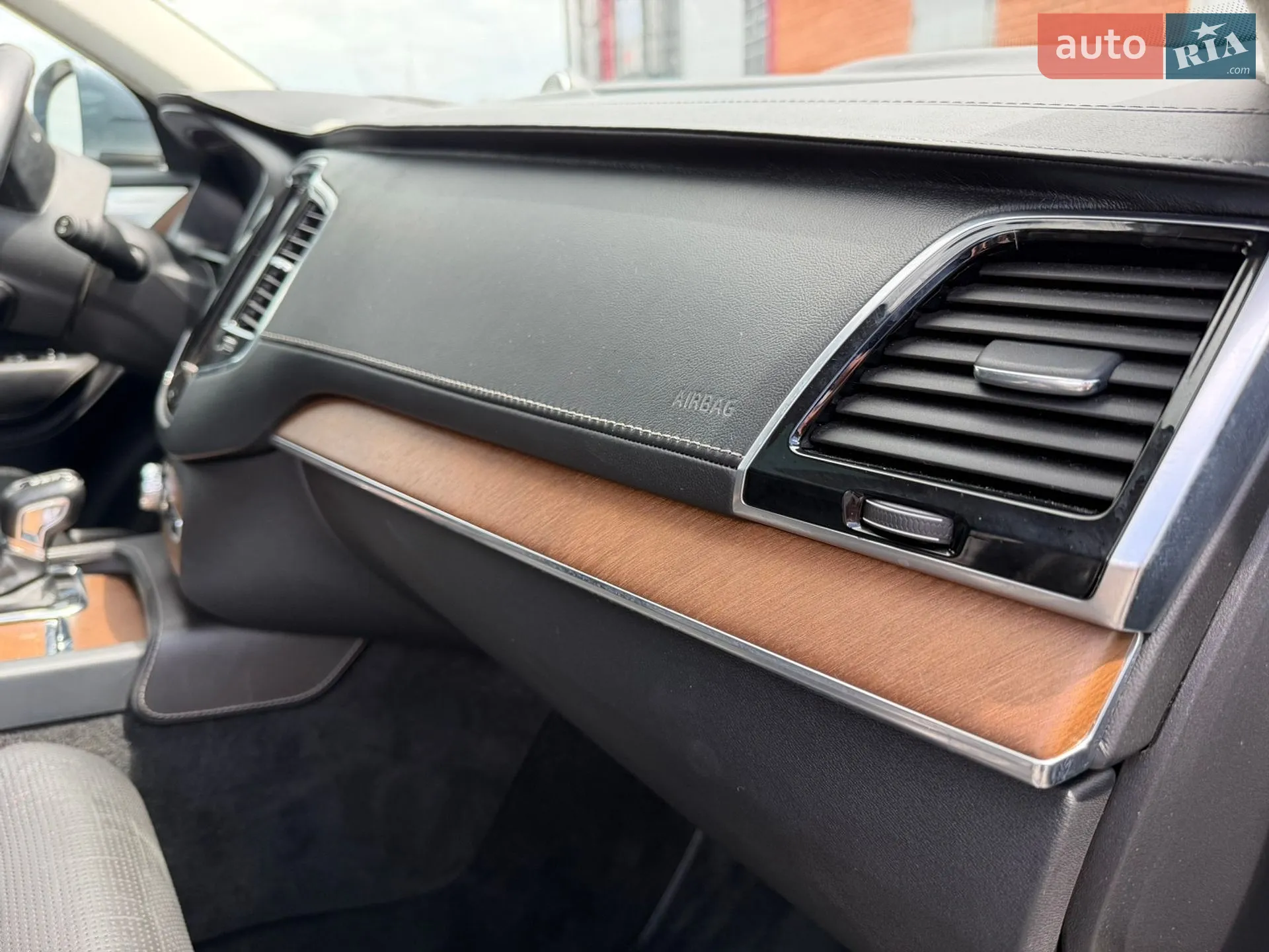 Volvo XC90 2016 VIN YV4A22PL8H1150208 фото оголошення 41 з 47