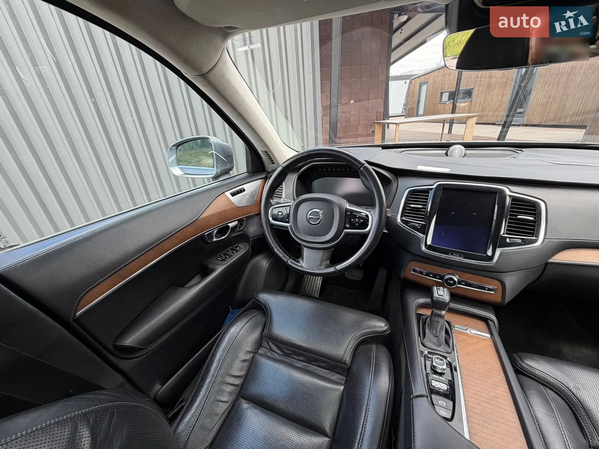 Volvo XC90 2016 VIN YV4A22PL8H1150208 фото оголошення 45 з 47