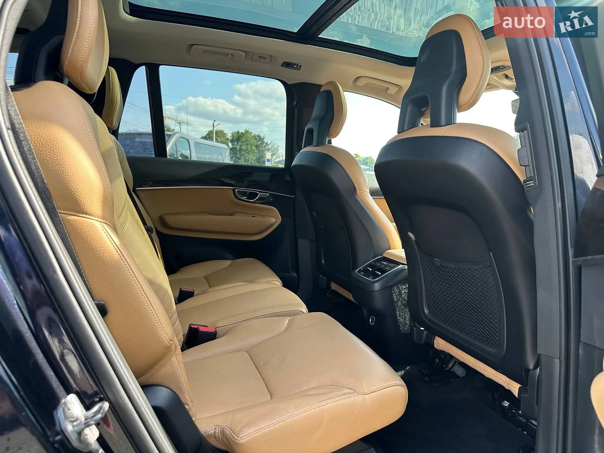 2015 Volvo XC90 - мініатюра 11