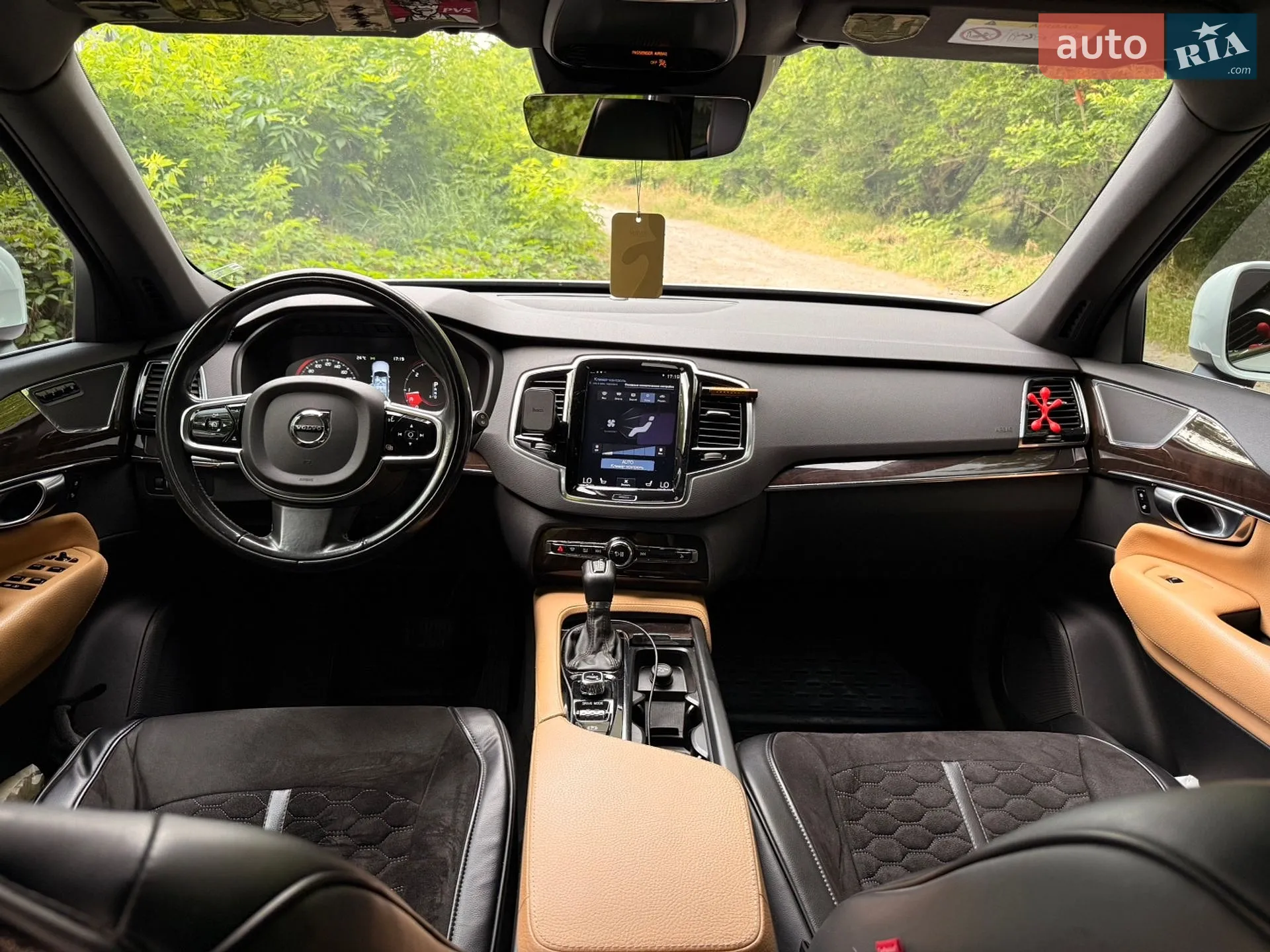 2017 Volvo XC90 - мініатюра 15