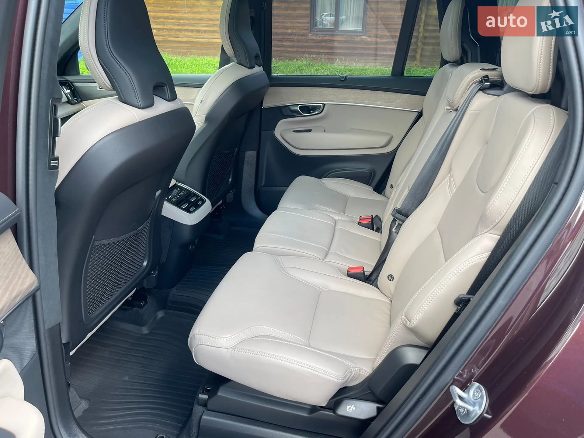 2025 Volvo XC90 - мініатюра 20