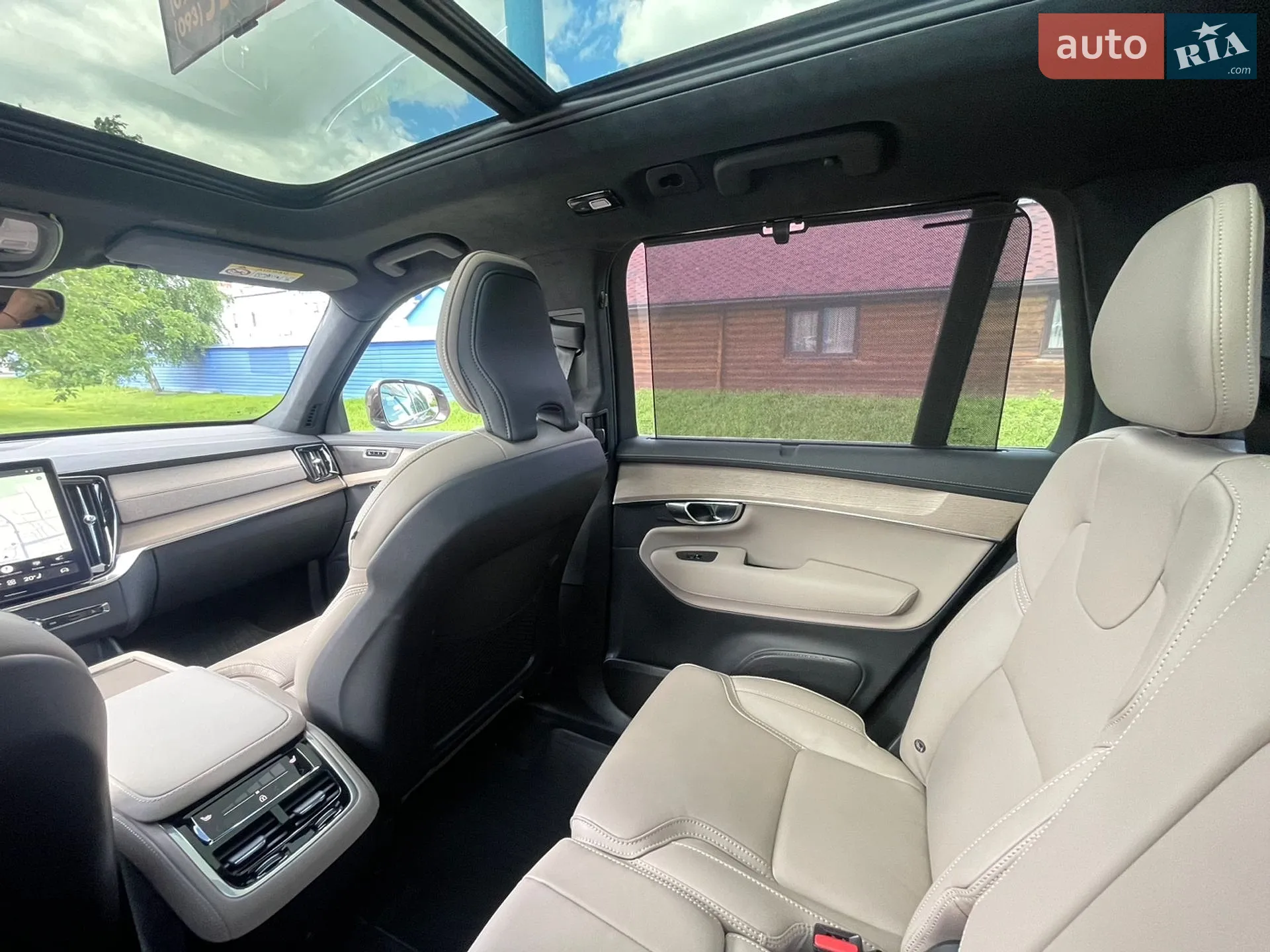 2025 Volvo XC90 - мініатюра 28