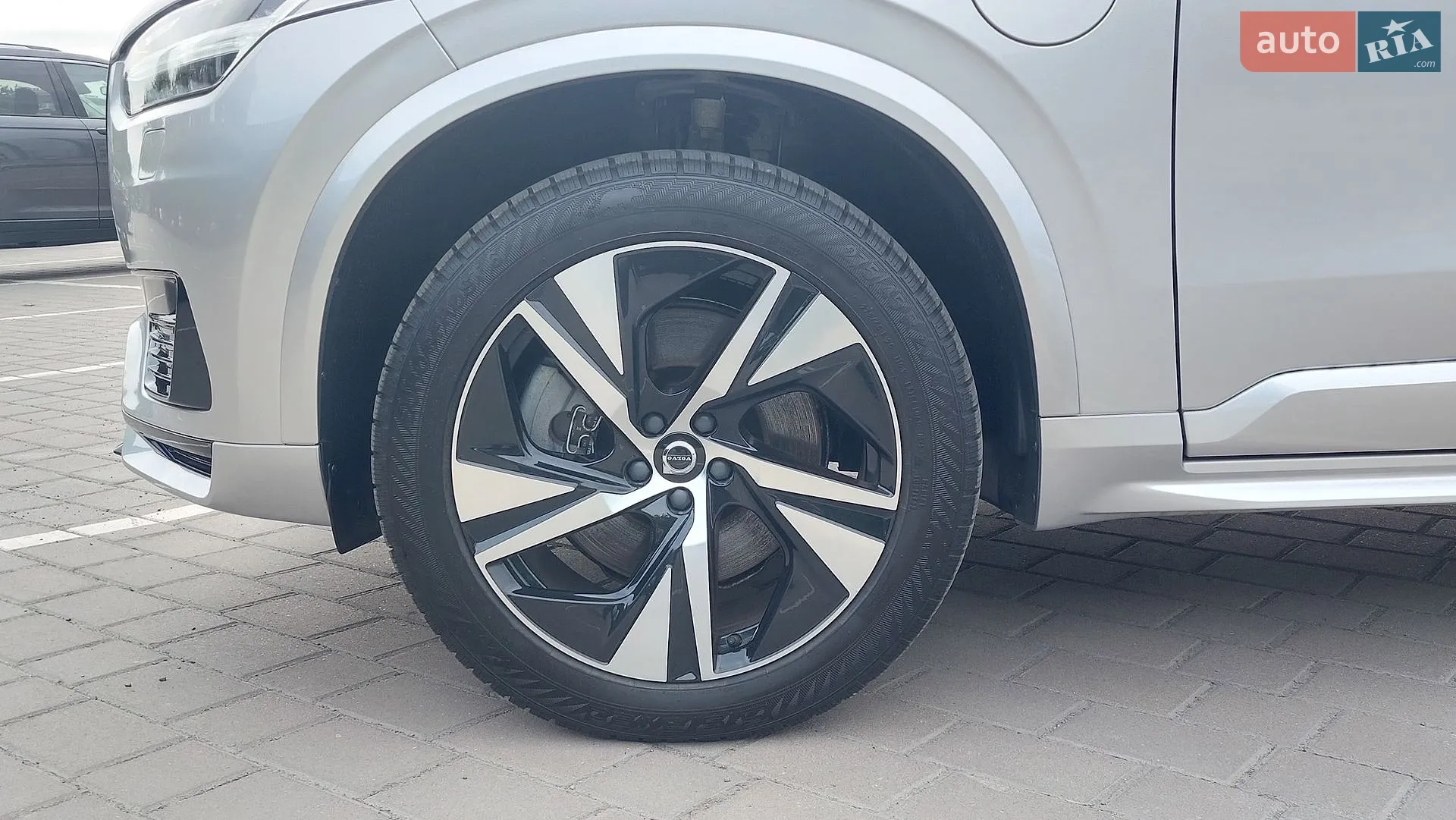 2022 Volvo XC90 - мініатюра 9