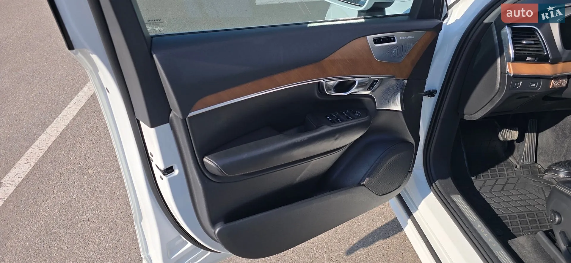 2017 Volvo XC90 - мініатюра 16